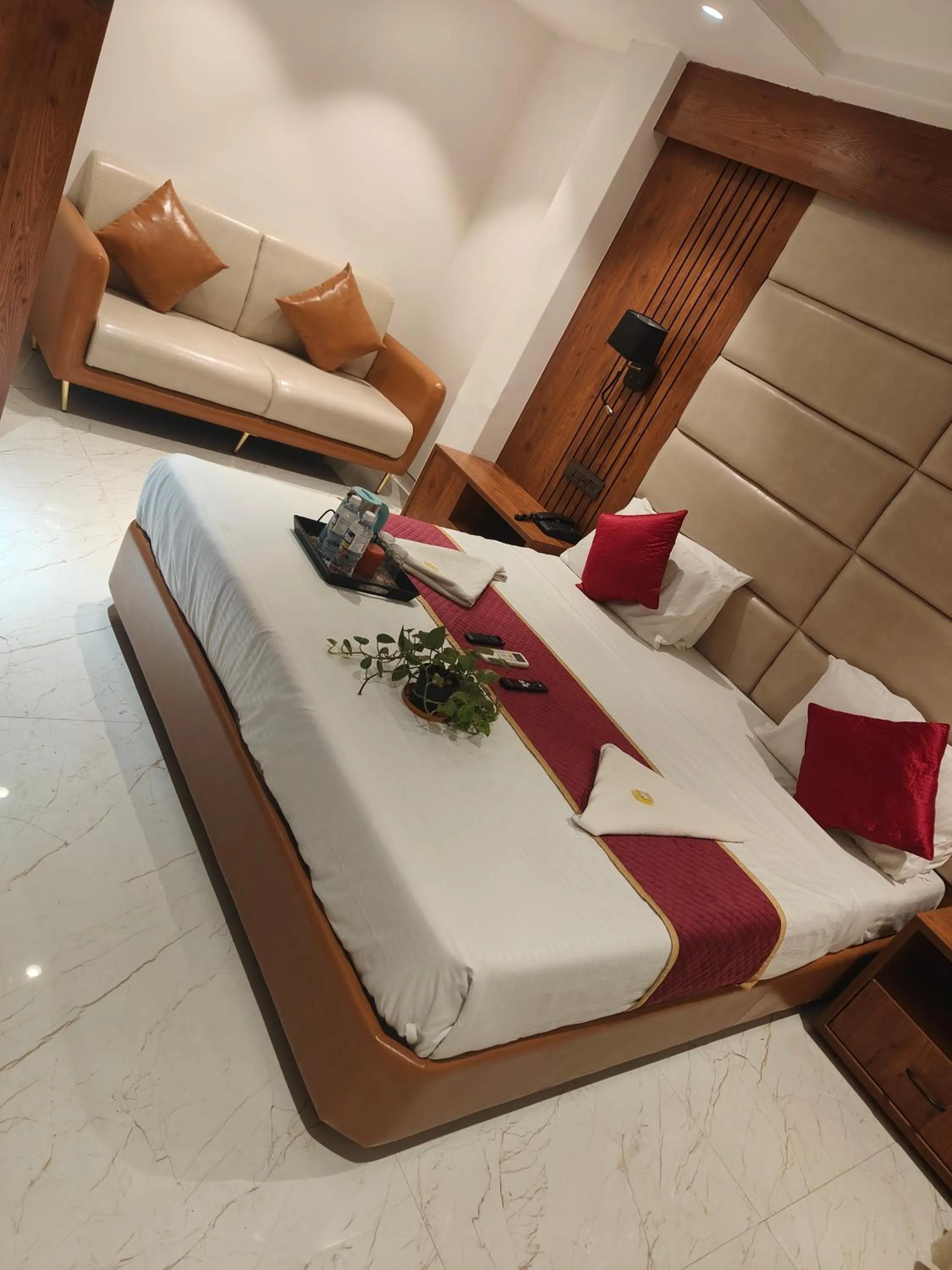 Bed in Hotel Anand Palace