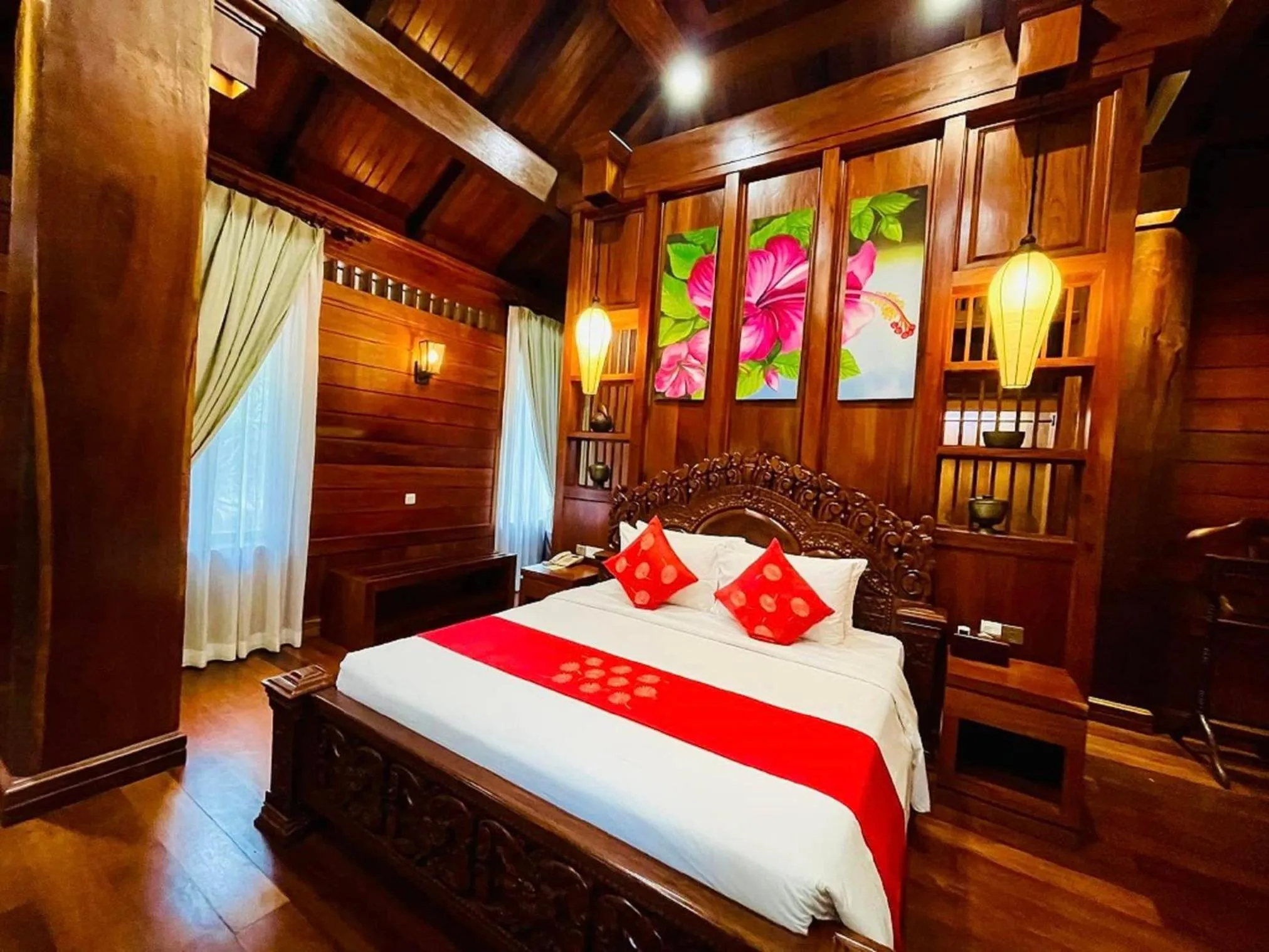 Bed in Try Palace Resort Kep