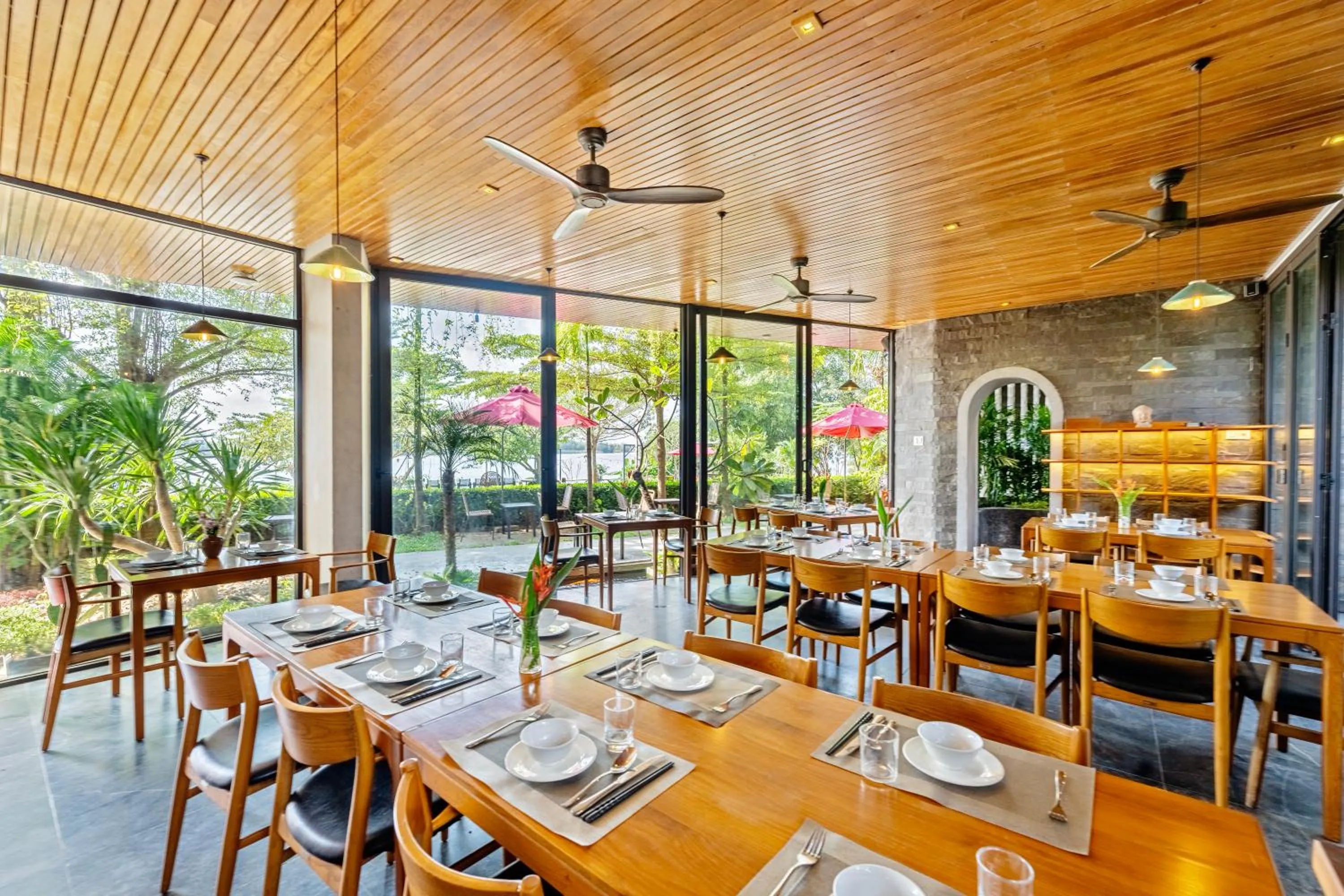 Restaurant/places to eat in Gia Huy Riverside Hotel Hoi An