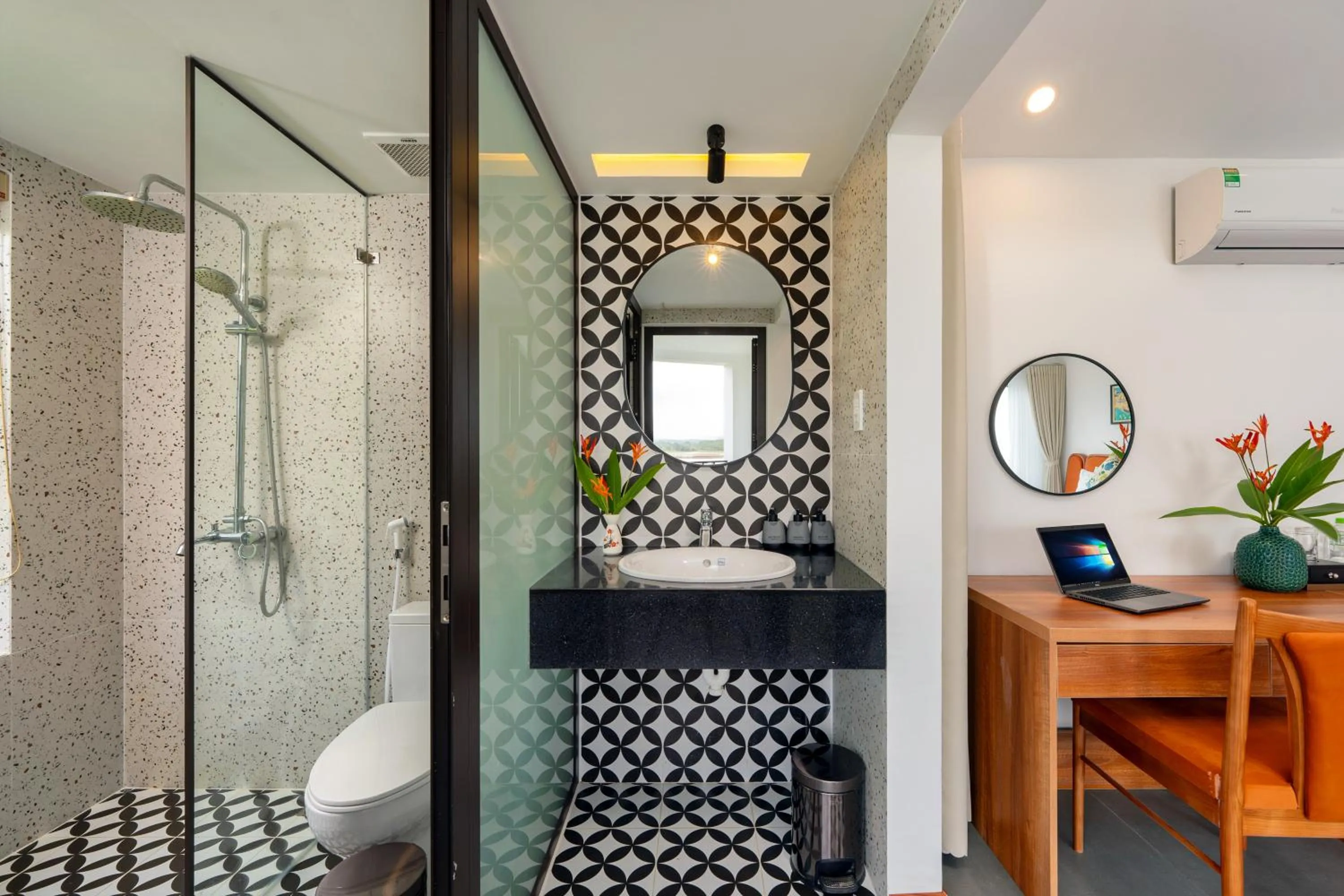 Bathroom in Gia Huy Riverside Hotel Hoi An