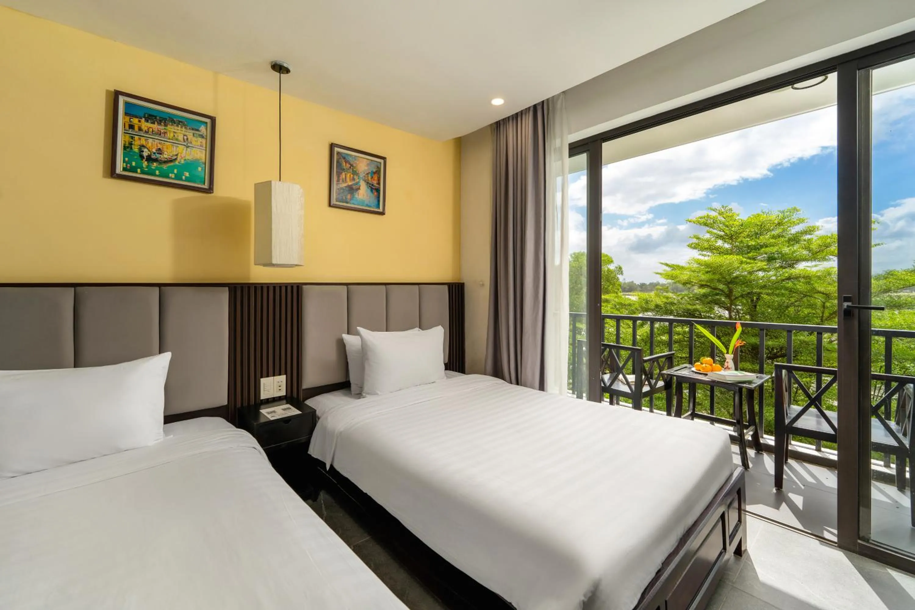 Balcony/Terrace, Bed in Gia Huy Riverside Hotel Hoi An