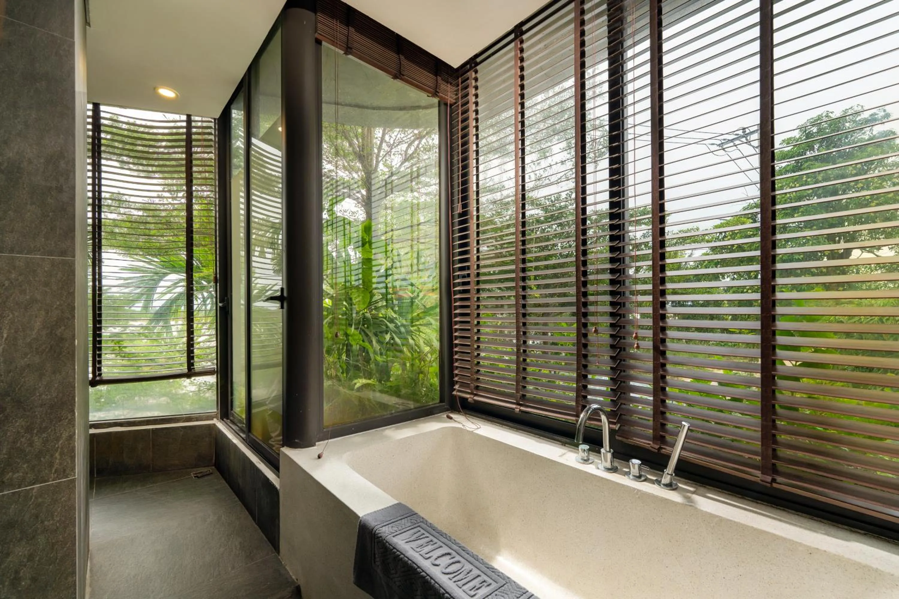 Bathroom in Gia Huy Riverside Hotel Hoi An