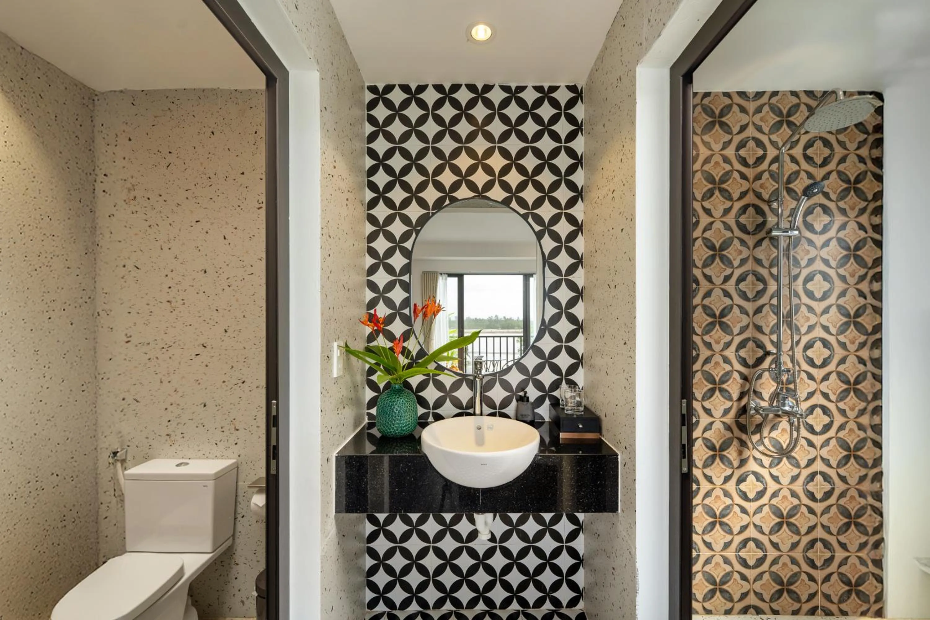 Shower in Gia Huy Riverside Hotel Hoi An