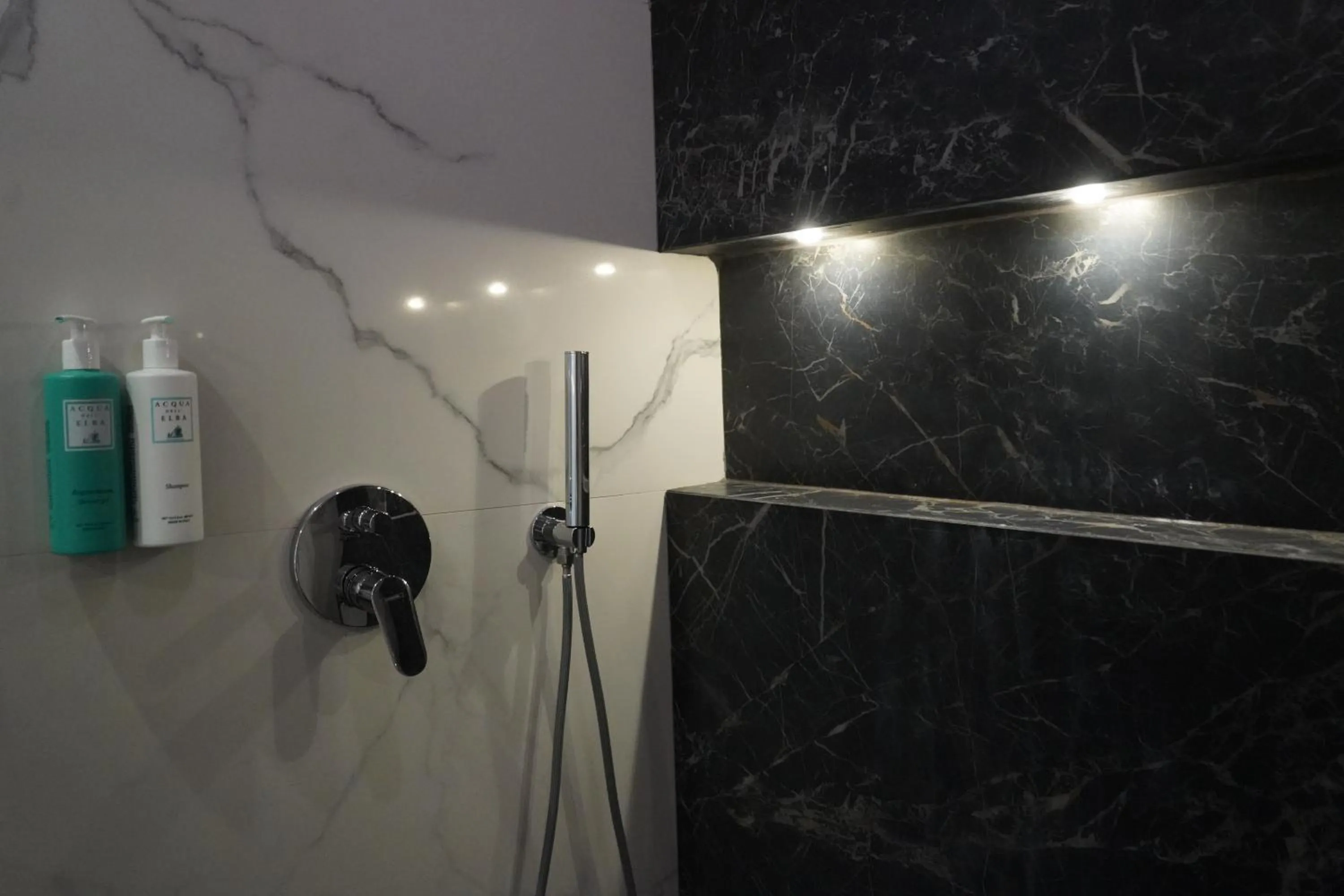 Shower in Bougainville Bay Hotel