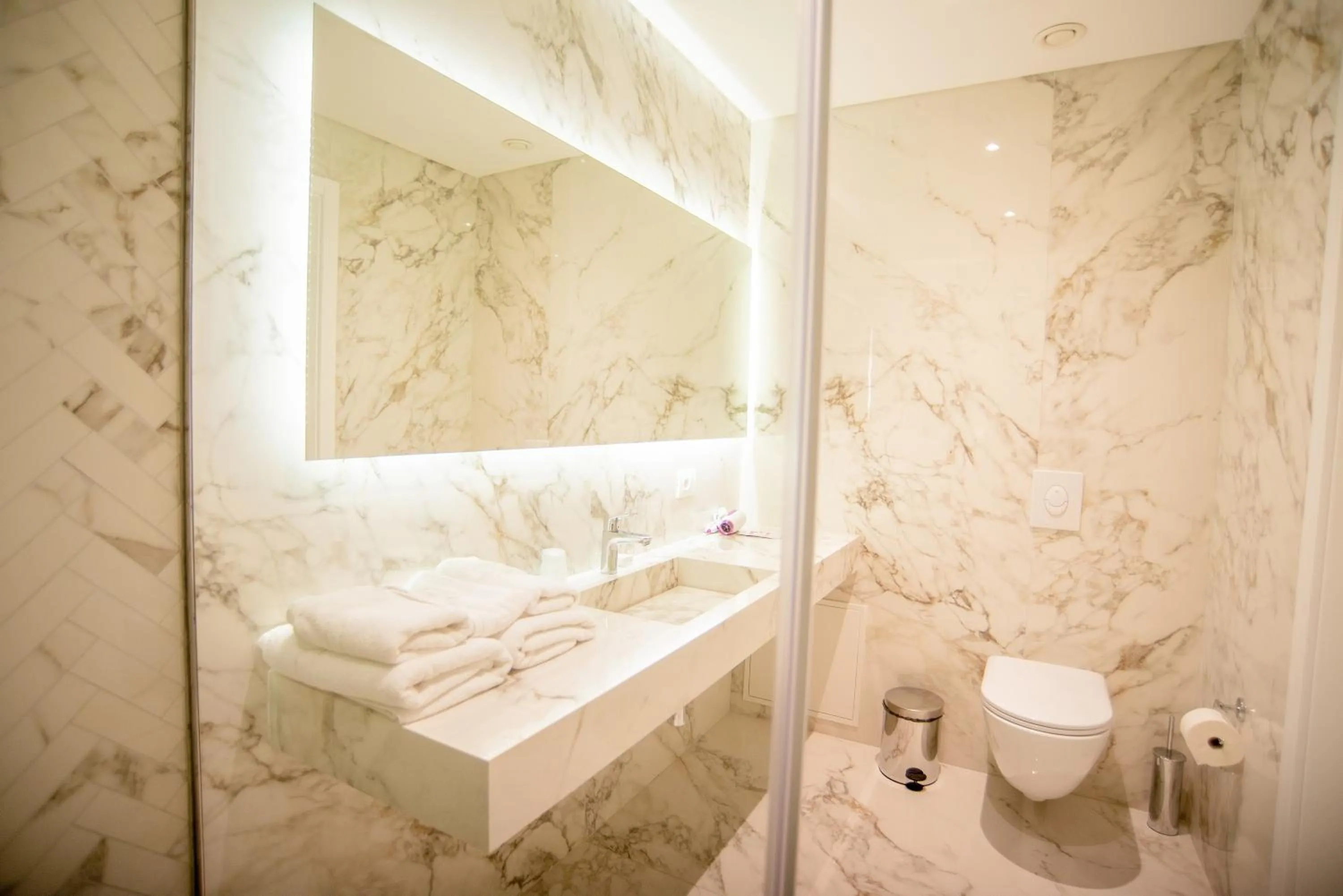 Toilet in Bougainville Bay Hotel