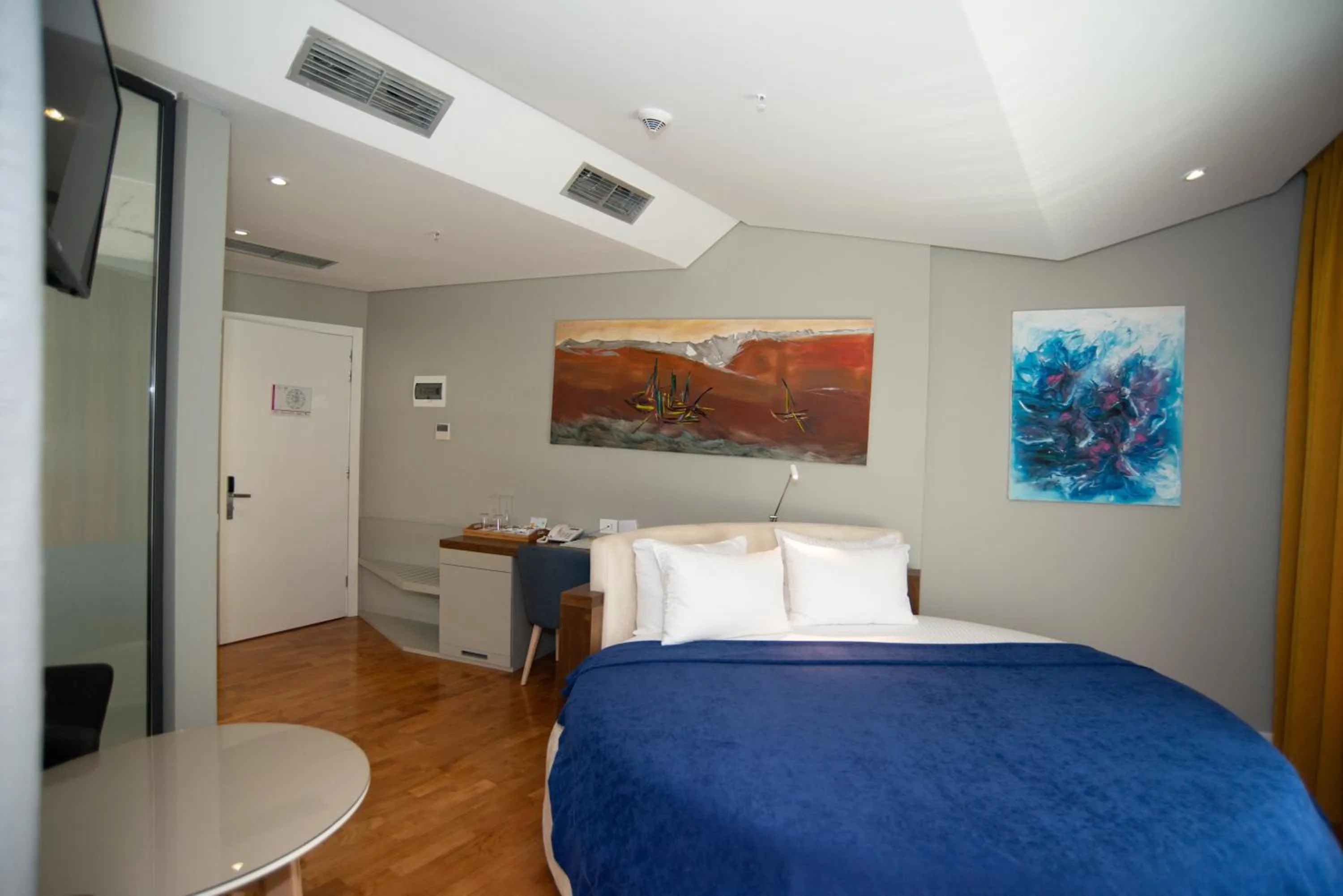 Bed in Bougainville Bay Hotel