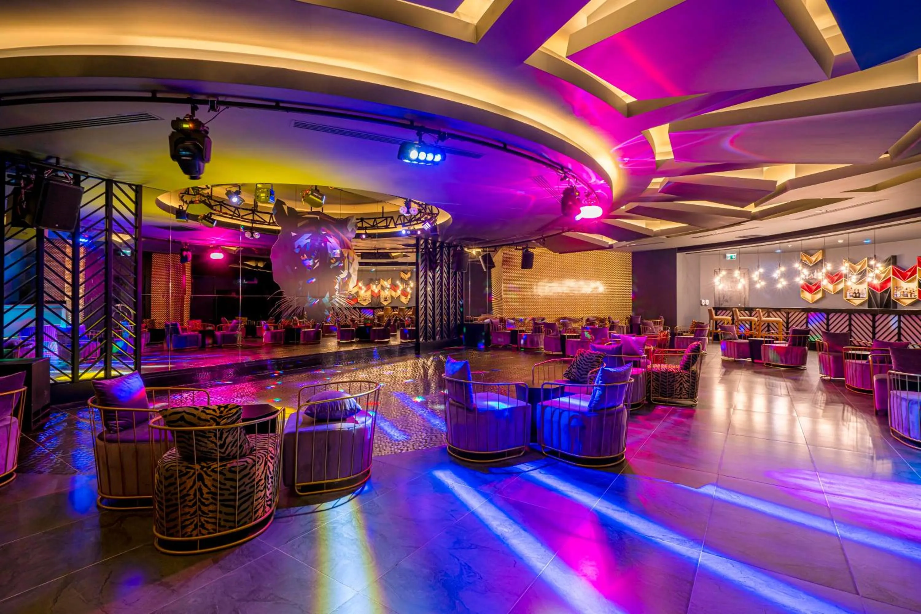 Nightclub / DJ in Kirman Sidemarin Beach & Spa - All Inclusive