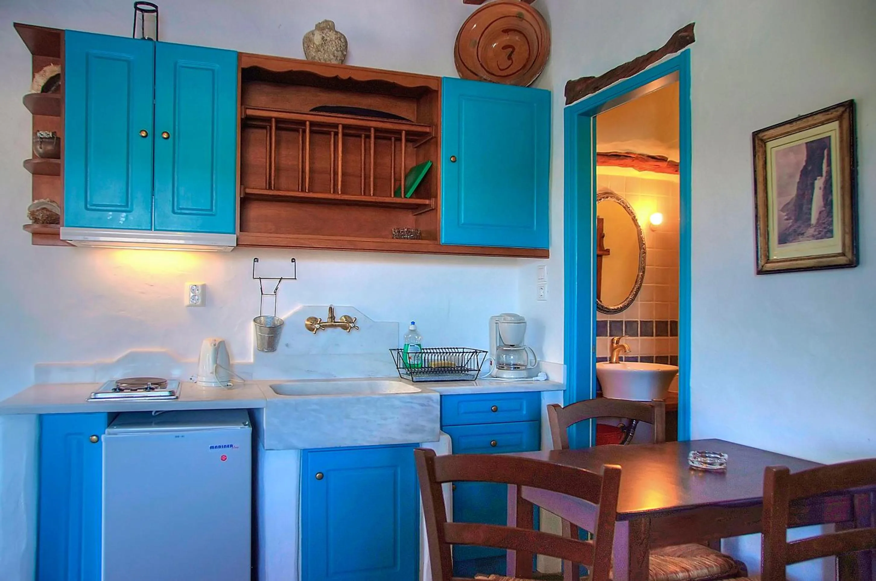 Dining area in Pano Gitonia