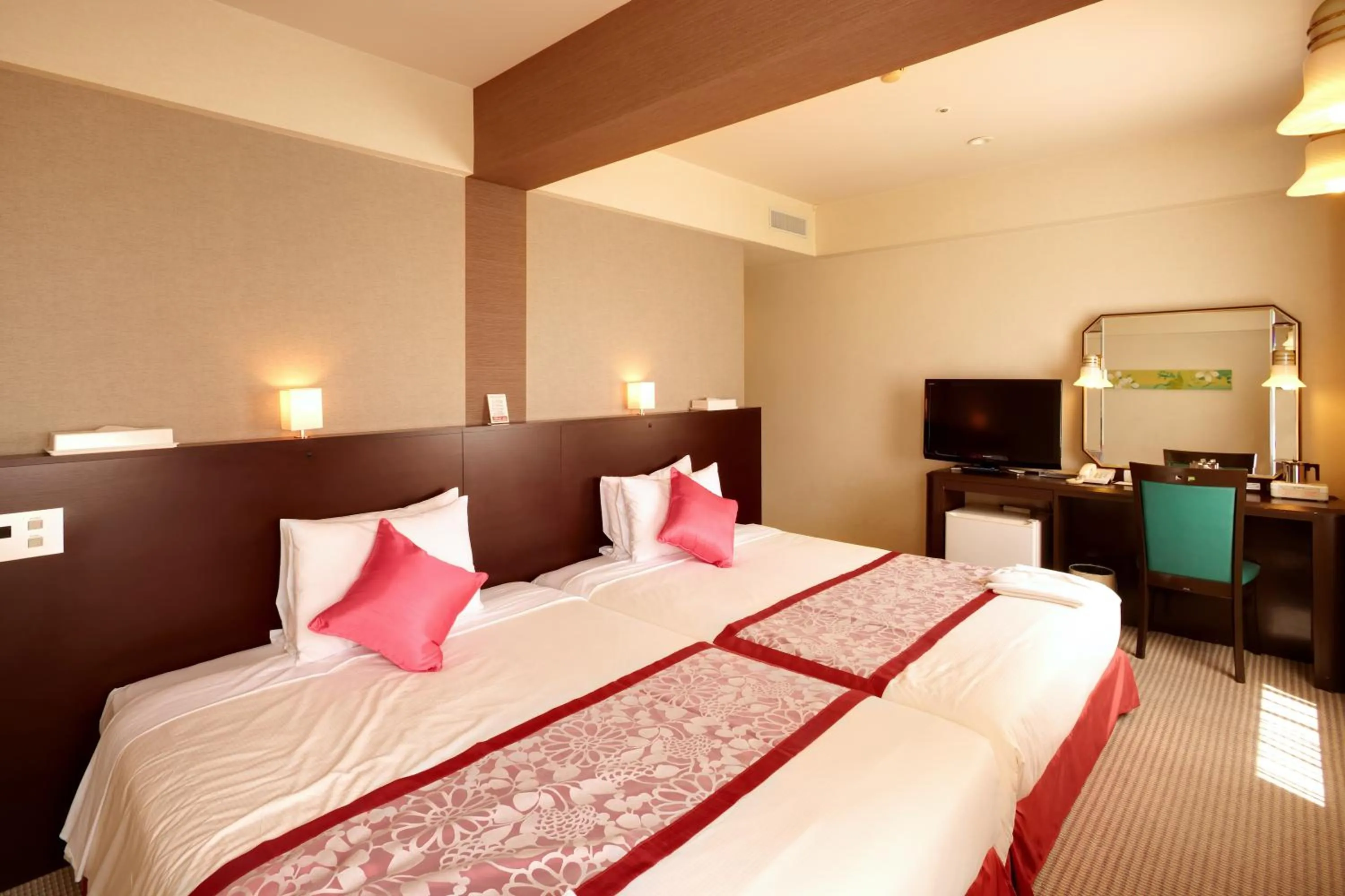 Photo of the whole room, Bed in Smile Hotel Naha City Resort
