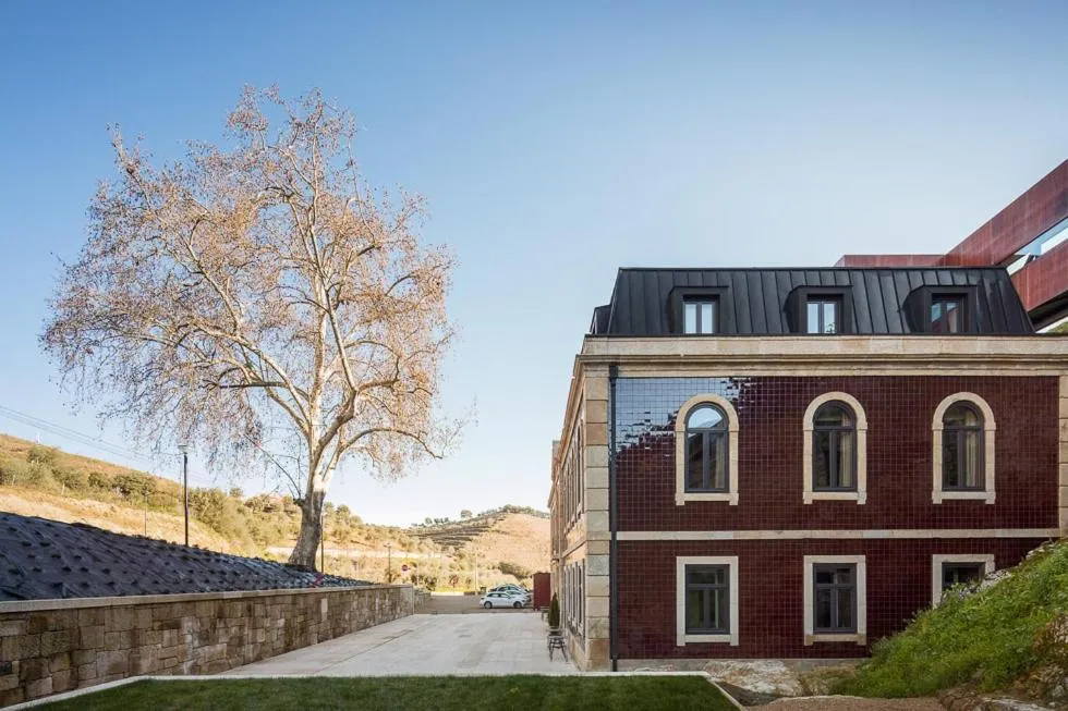 Property building in Longroiva Hotel Rural