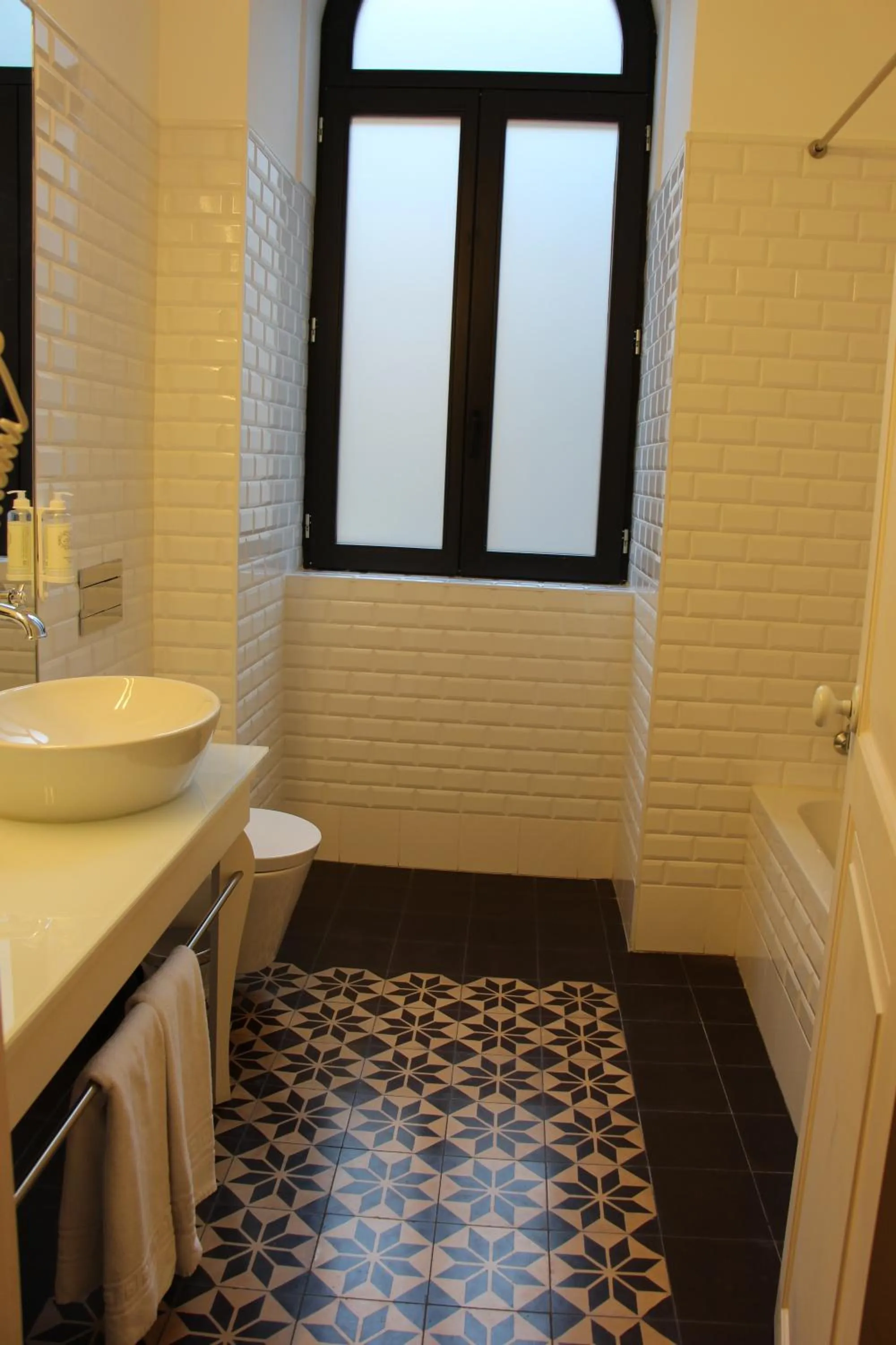 Bathroom in Longroiva Hotel Rural