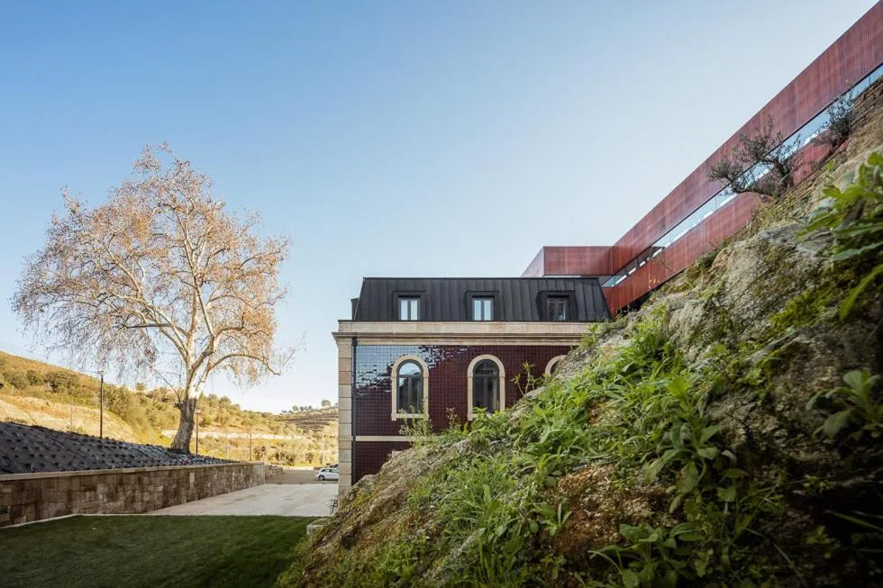 Property building in Longroiva Hotel Rural