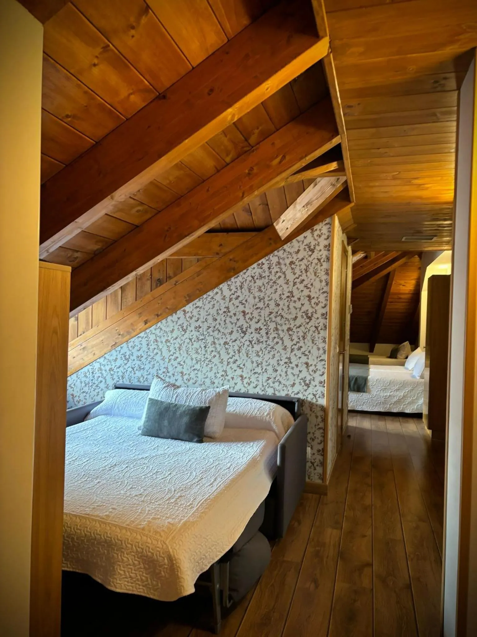 Bed in Hotel Molina Real