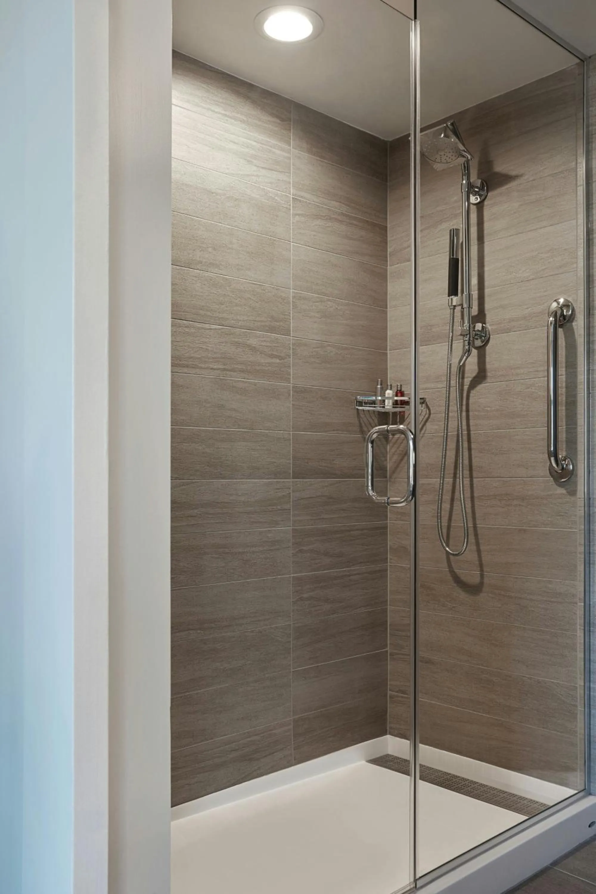 Bathroom in Ithaca Marriott Downtown on the Commons