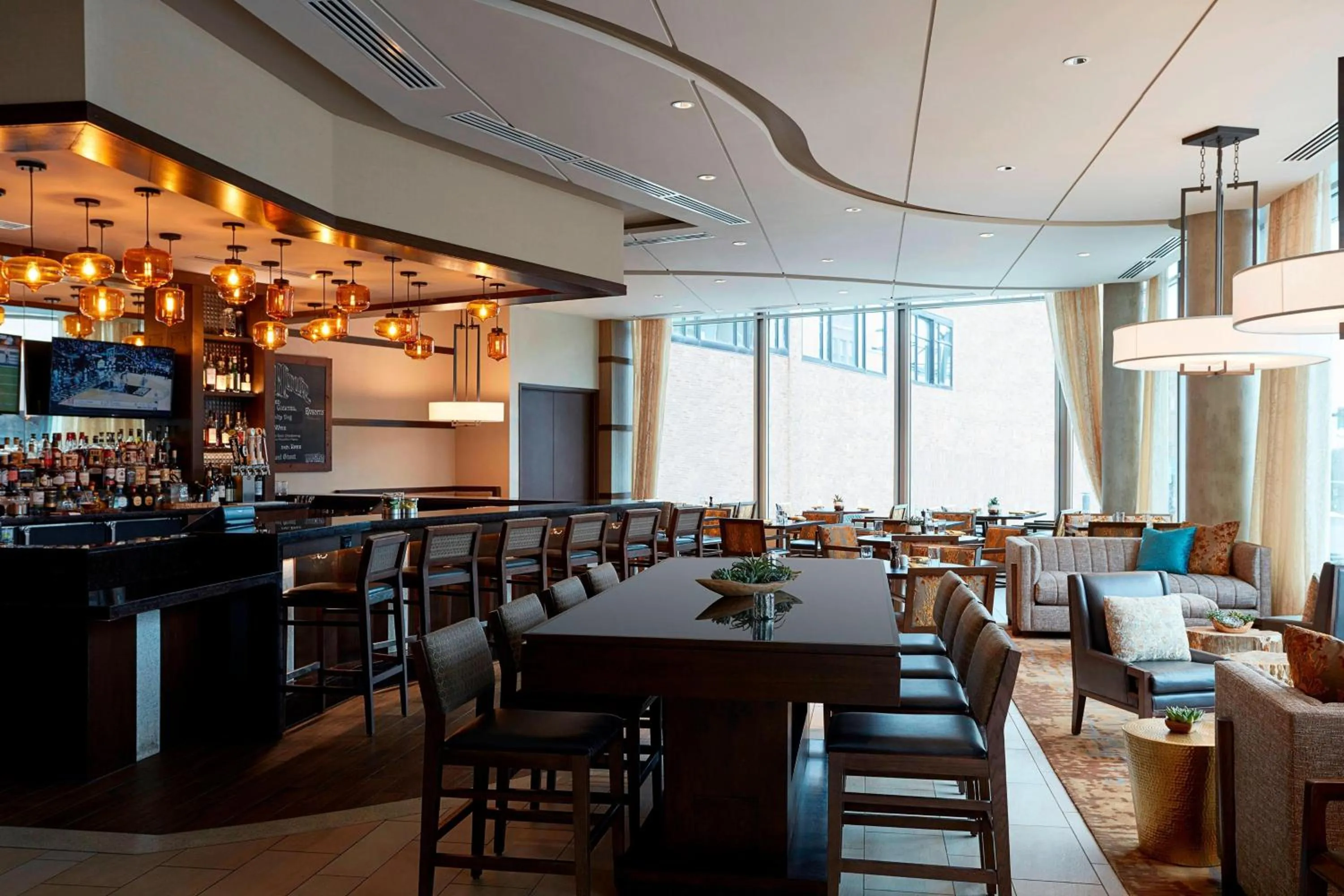 Restaurant/places to eat in Ithaca Marriott Downtown on the Commons