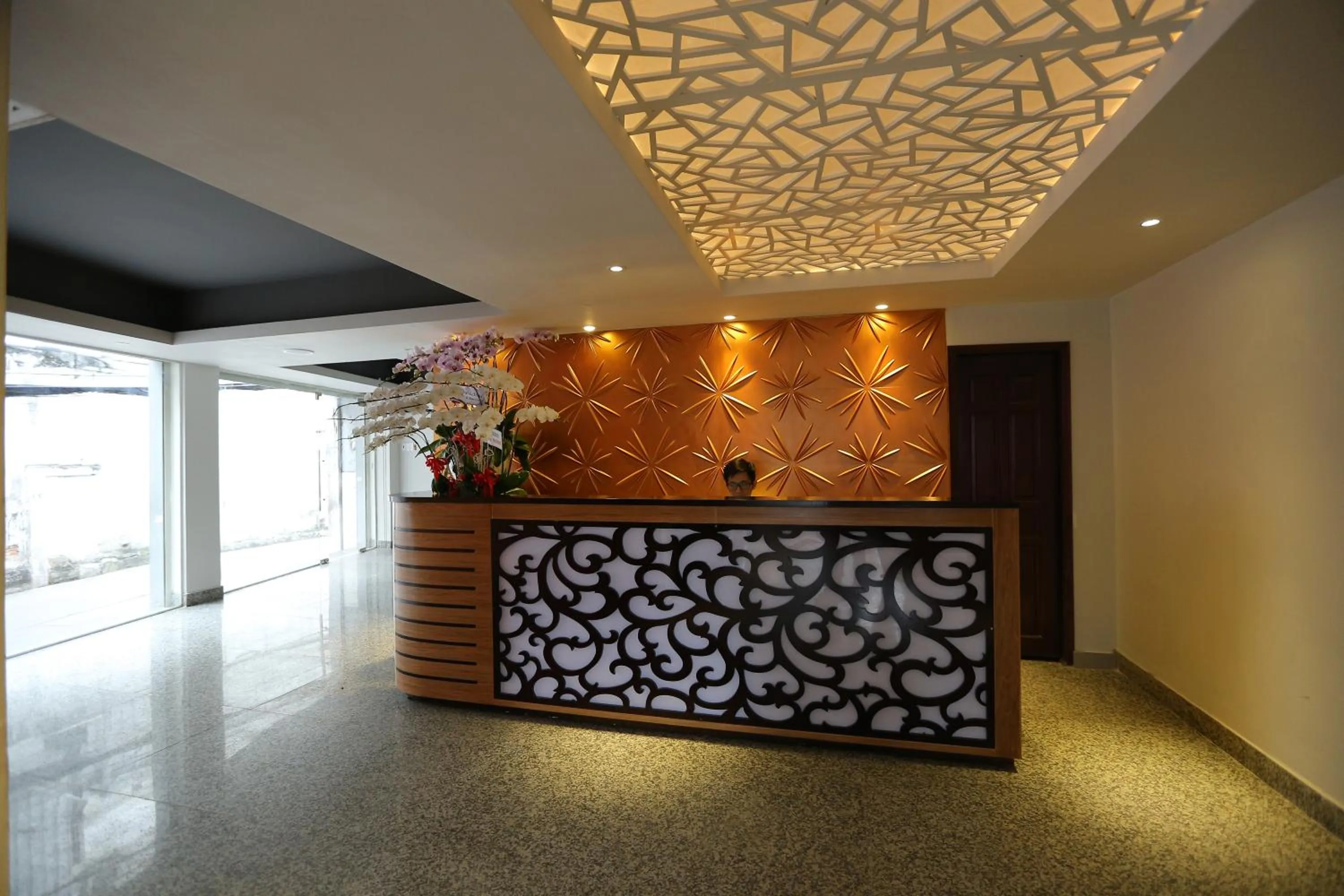 Facade/entrance in Bonita Grand Hotel