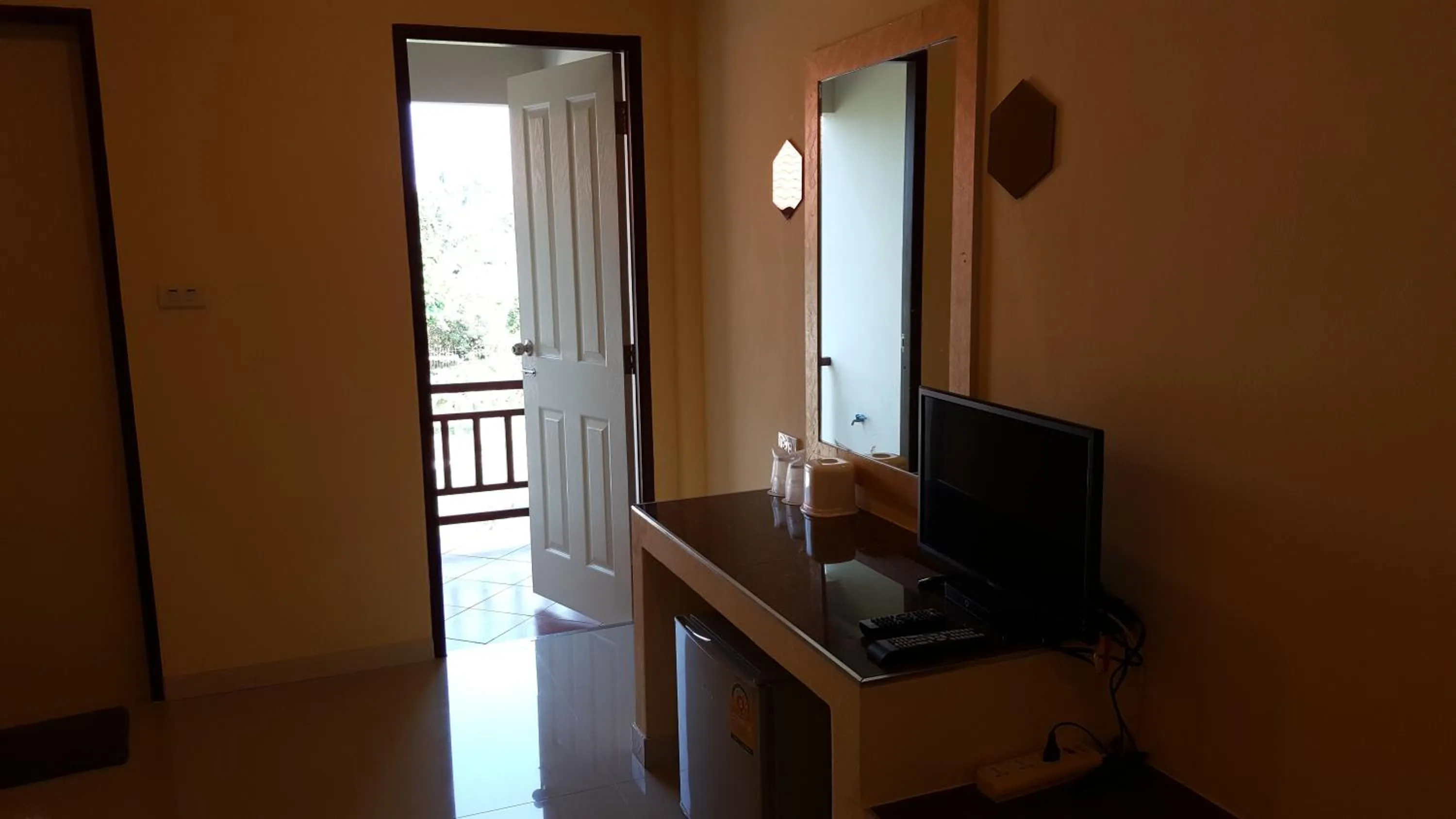 Juntima Place at Amphawa