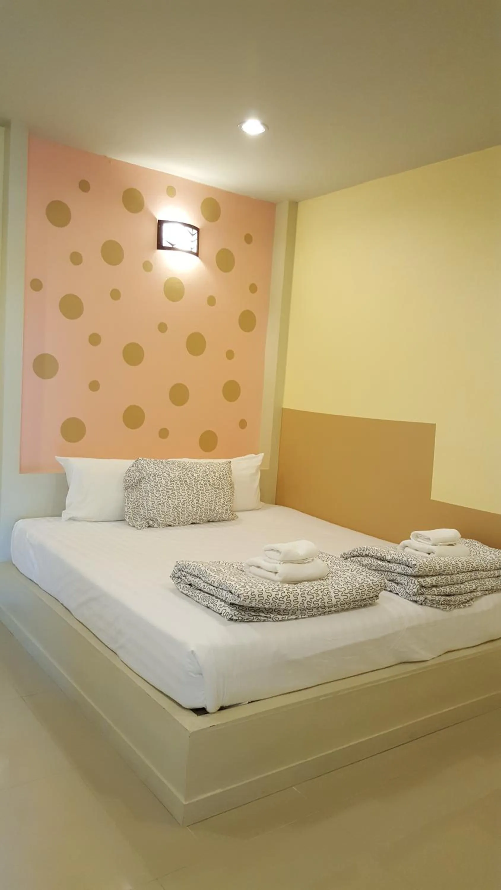 Bed in Juntima Place at Amphawa