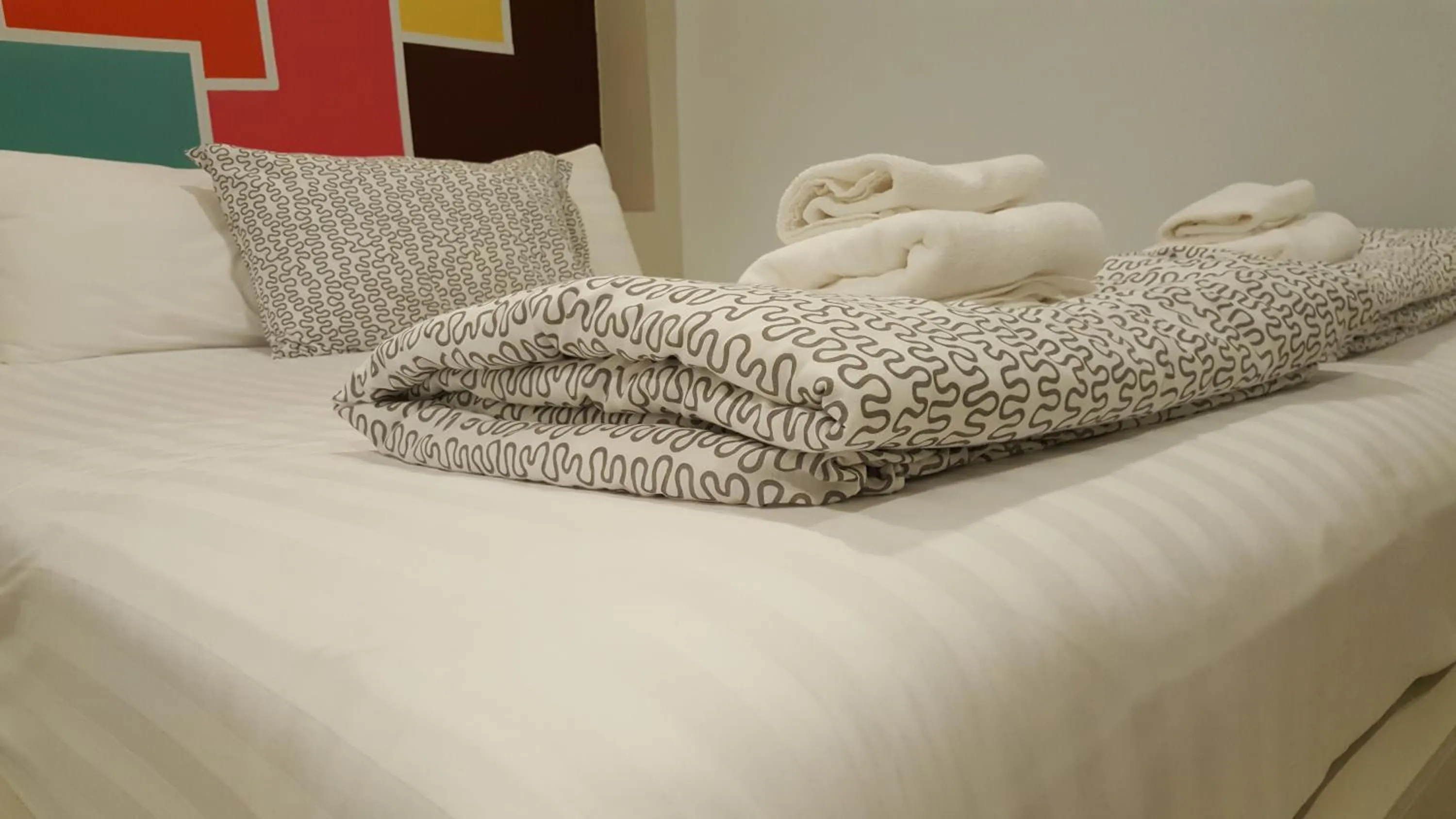 Bed in Juntima Place at Amphawa