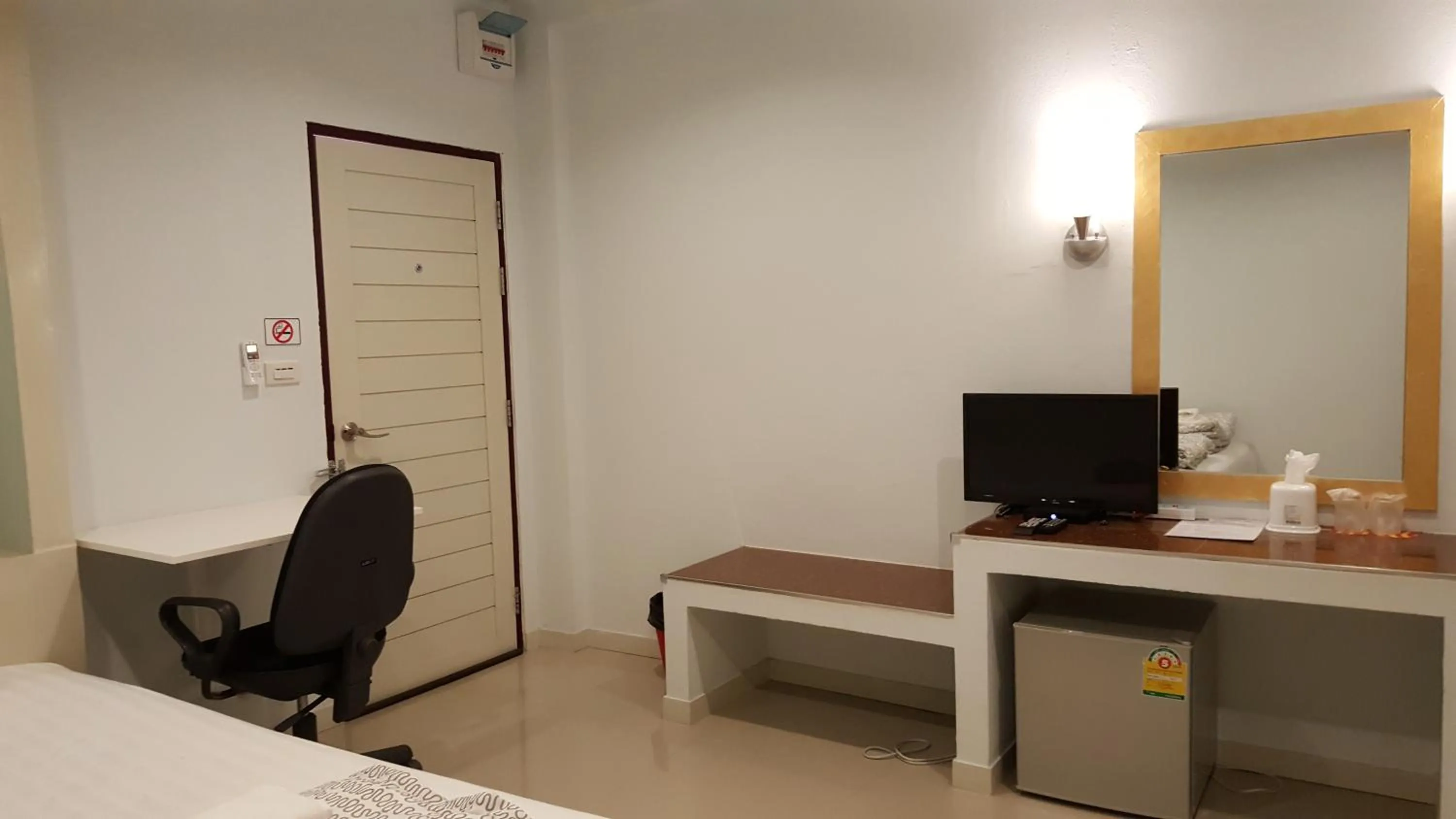 Juntima Place at Amphawa