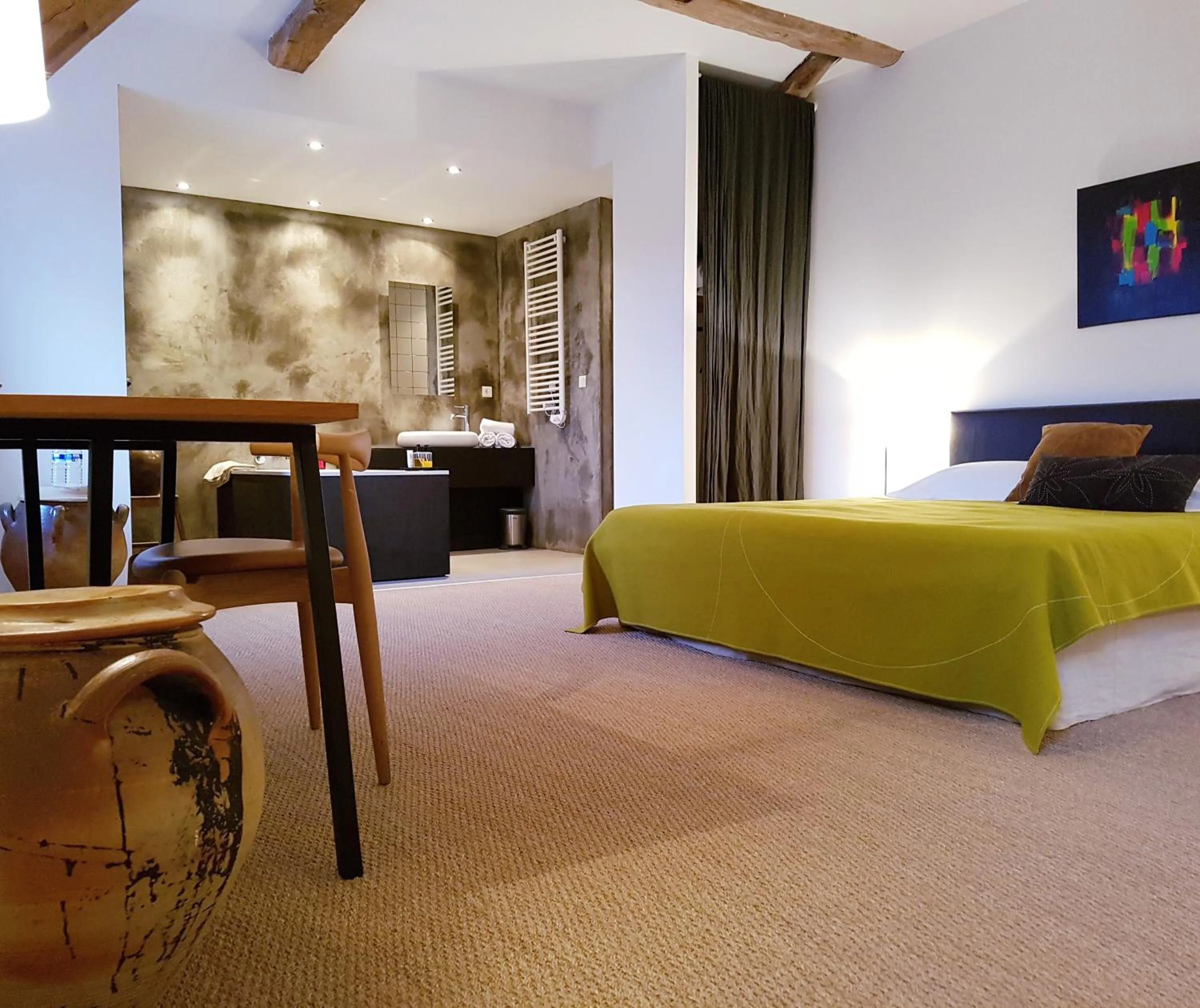 Bed in Moulin Renaudiots - Escapade Luxe Refuge cosy & Bourgogne au coin du feu