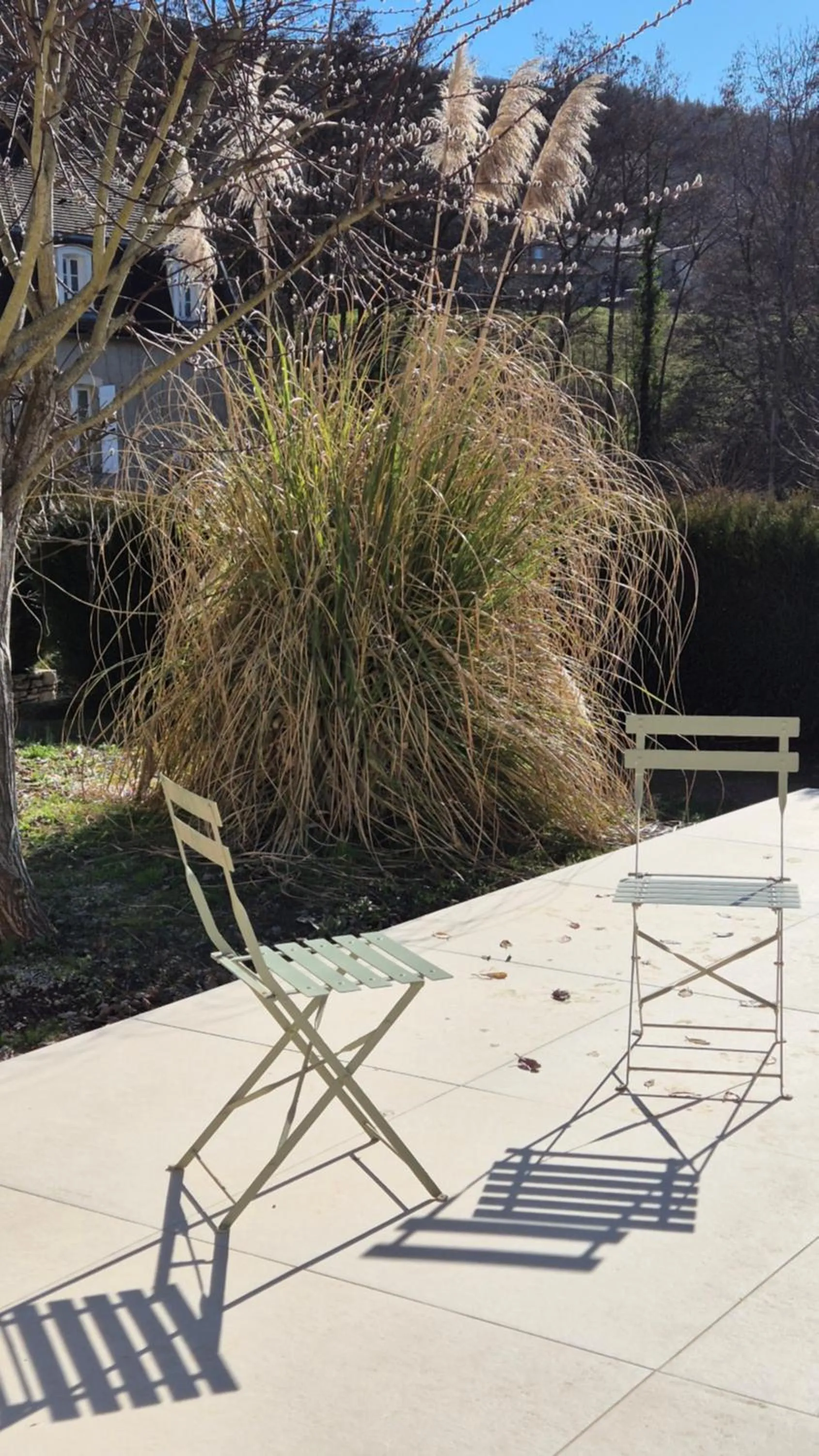 Patio in Moulin Renaudiots - Escapade Luxe Refuge cosy & Bourgogne au coin du feu