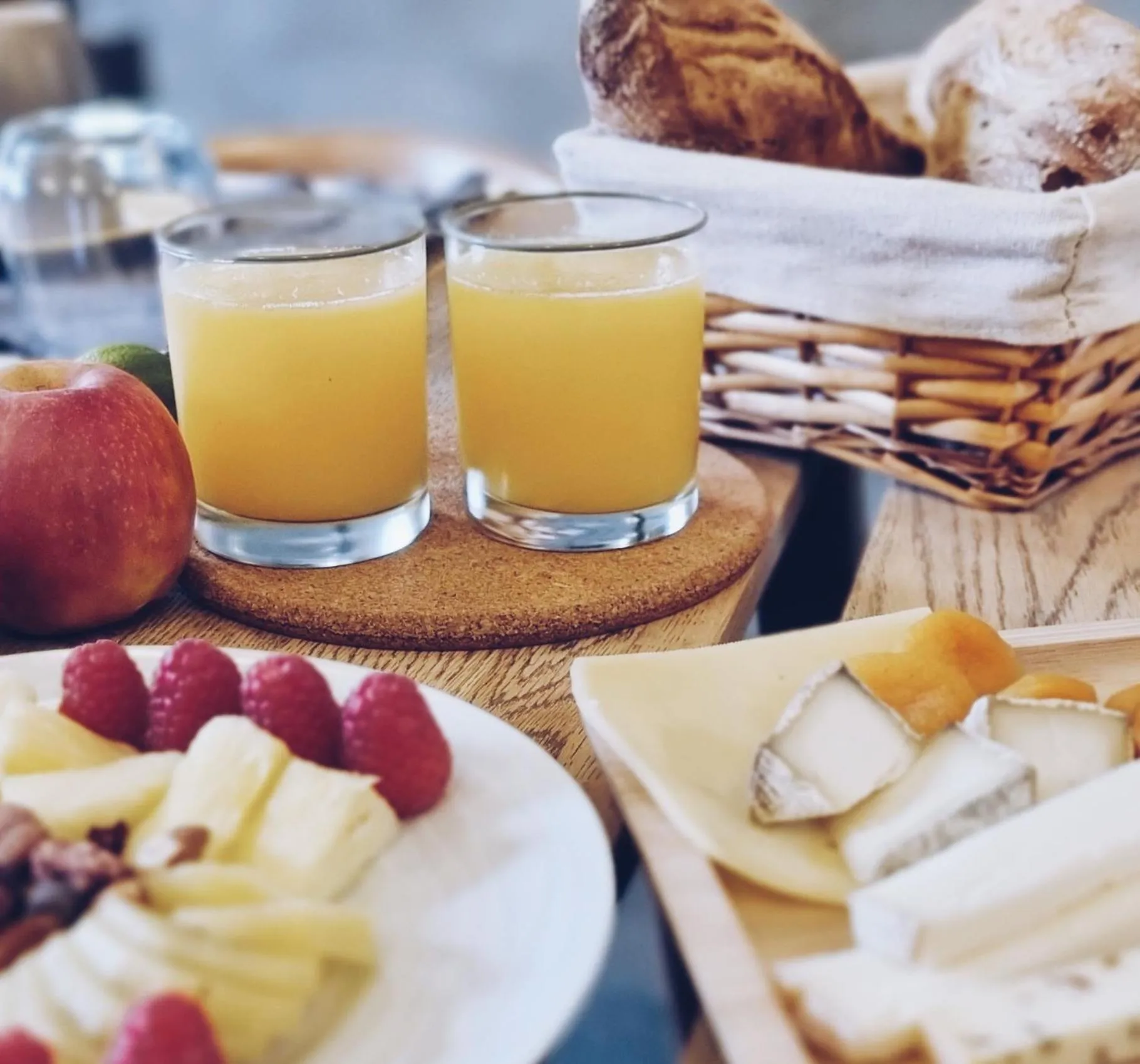 Breakfast in Moulin Renaudiots - Escapade Luxe Refuge cosy & Bourgogne au coin du feu