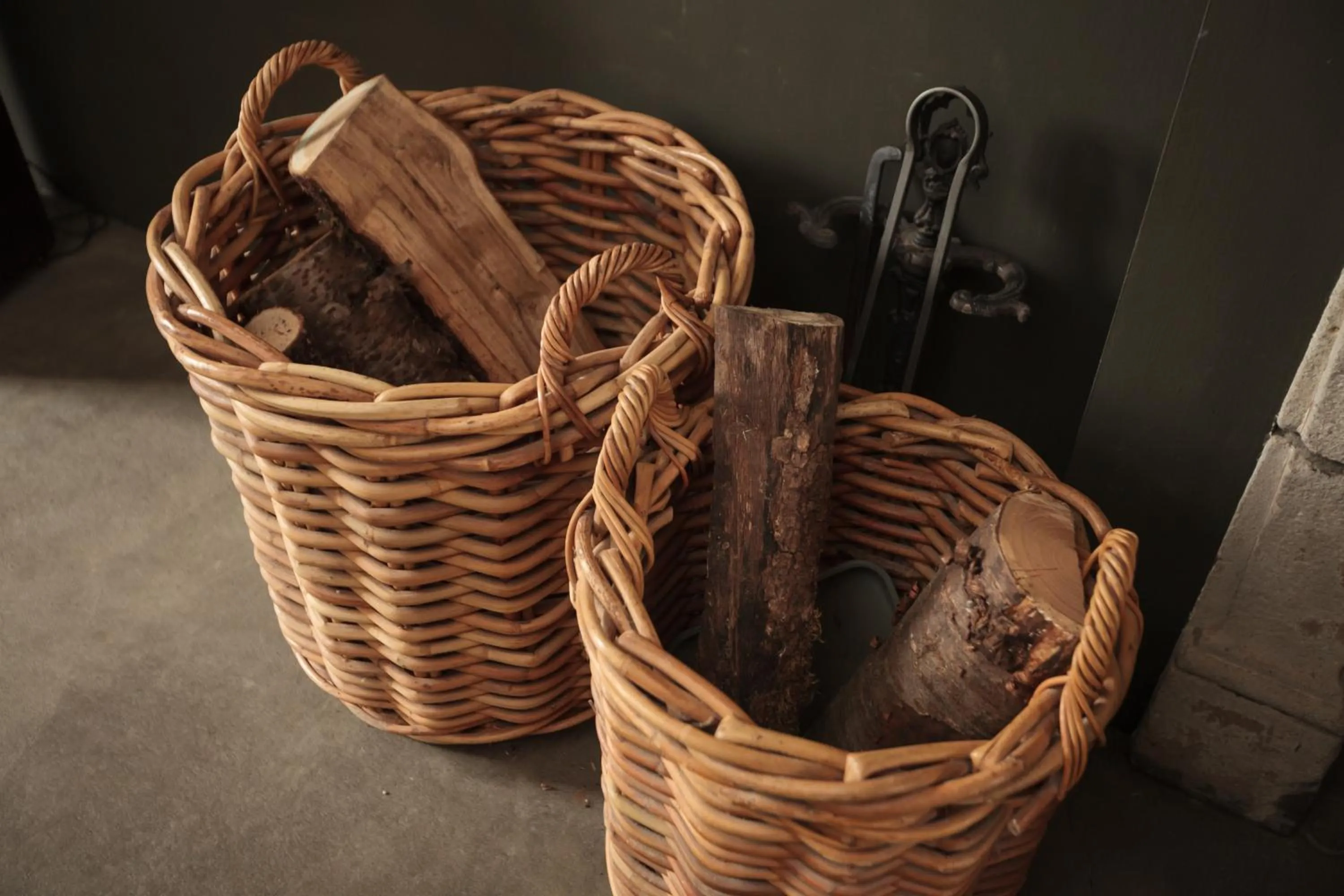 fireplace in Moulin Renaudiots - Escapade Luxe Refuge cosy & Bourgogne au coin du feu