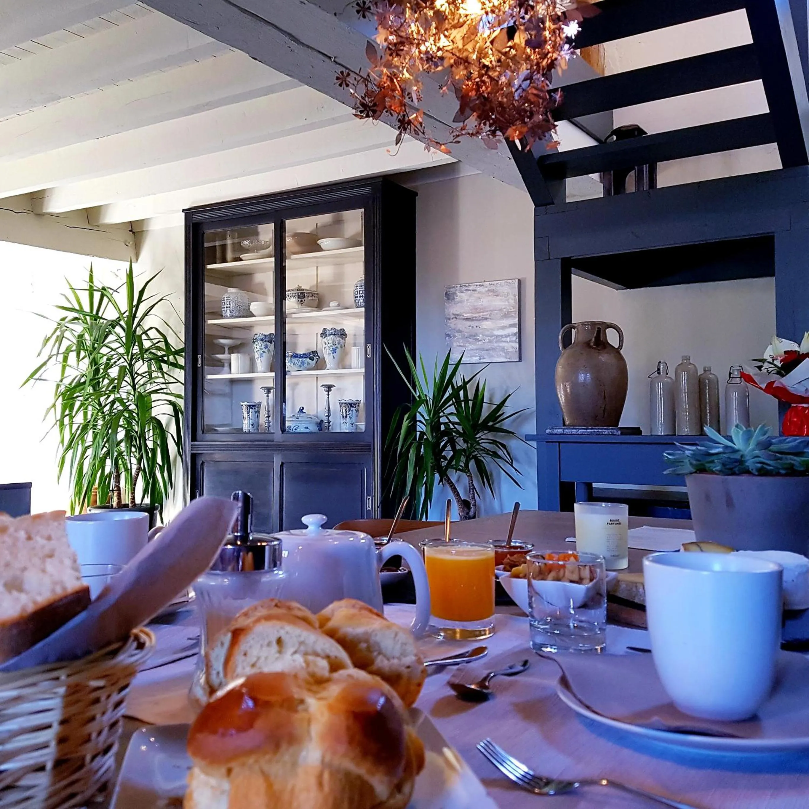 Breakfast in Moulin Renaudiots - Escapade Luxe Refuge cosy & Bourgogne au coin du feu