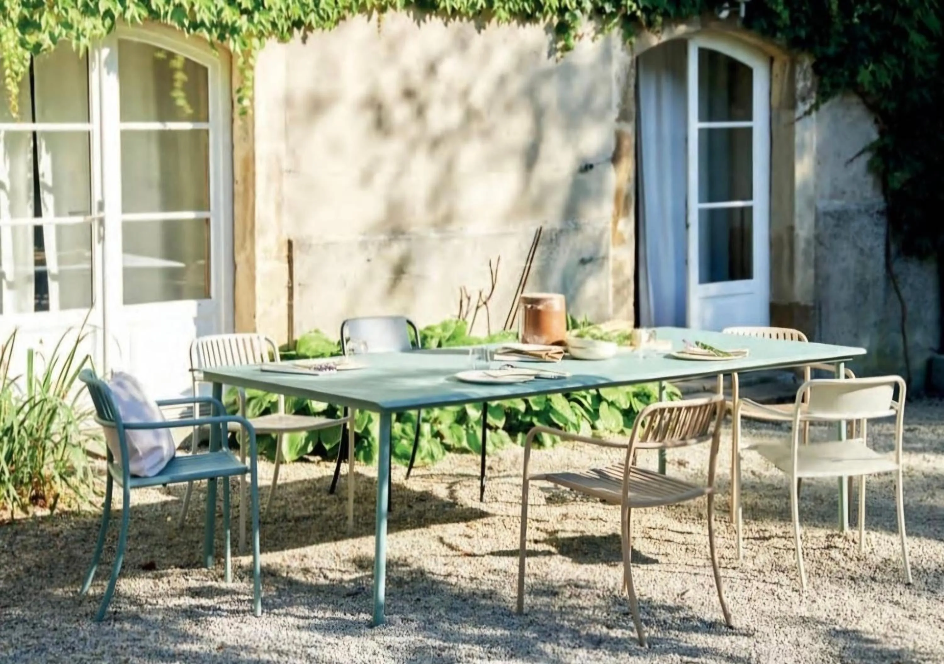 Patio in Moulin Renaudiots - Escapade Luxe Refuge cosy & Bourgogne au coin du feu