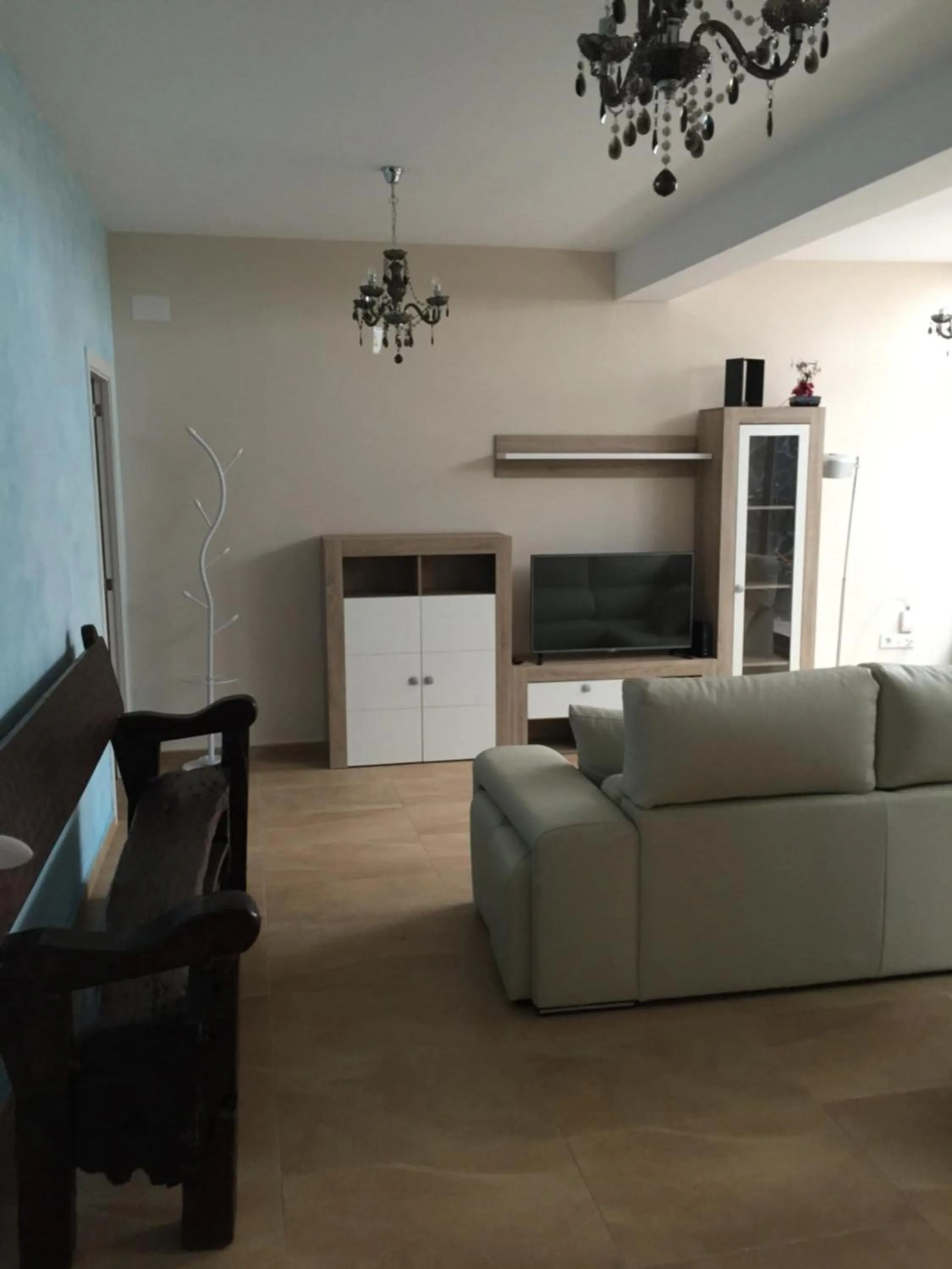 Photo of the whole room in Cadiz Deluxe Apartment