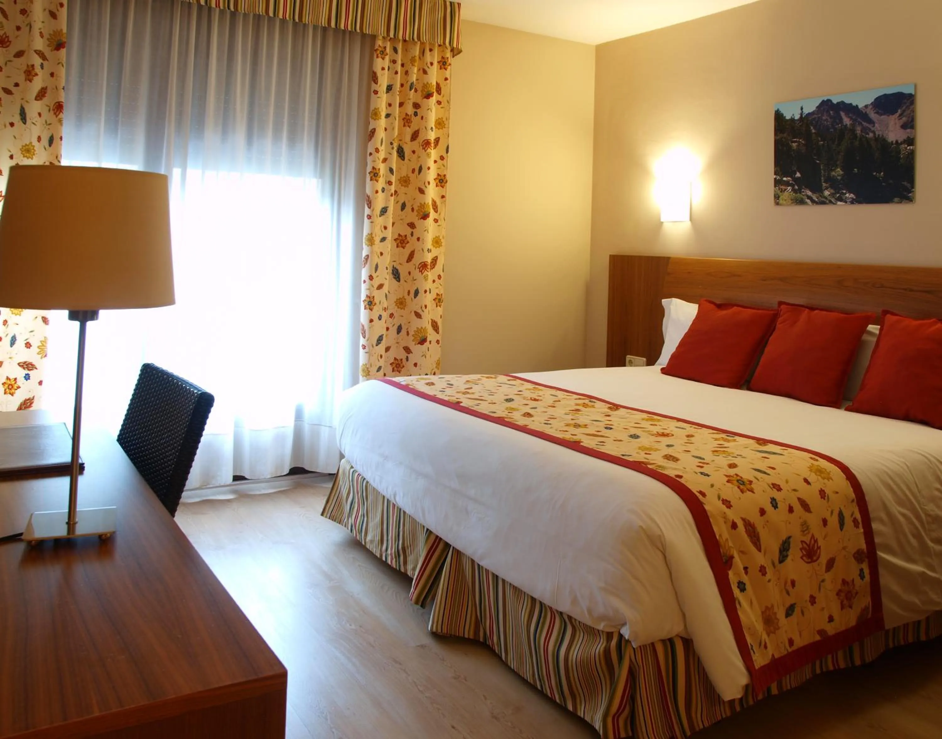 Decorative detail, Bed in Hotel Guillem & Spa