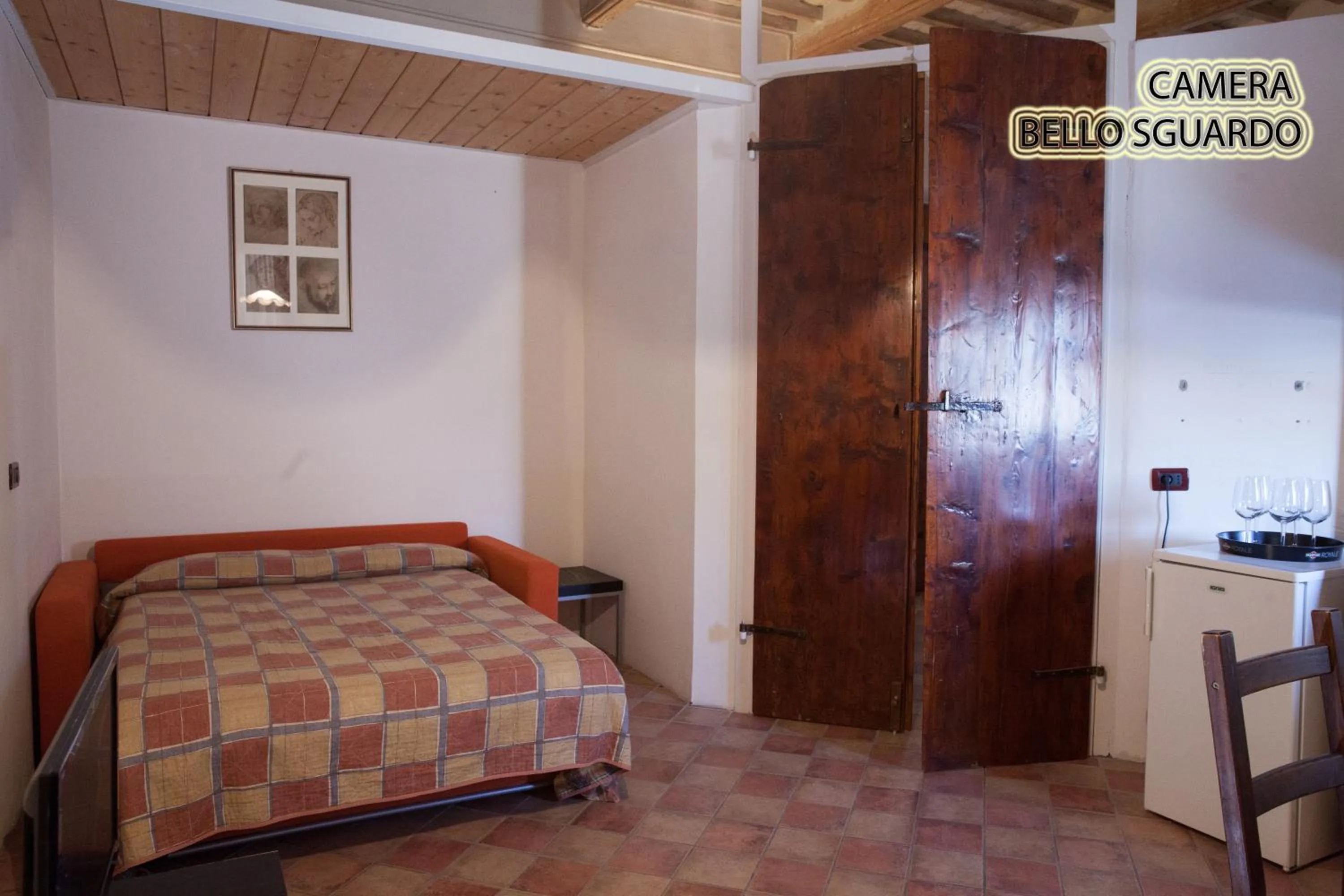 Bed in Hotel Palazzo Meraviglia Albergo diffuso