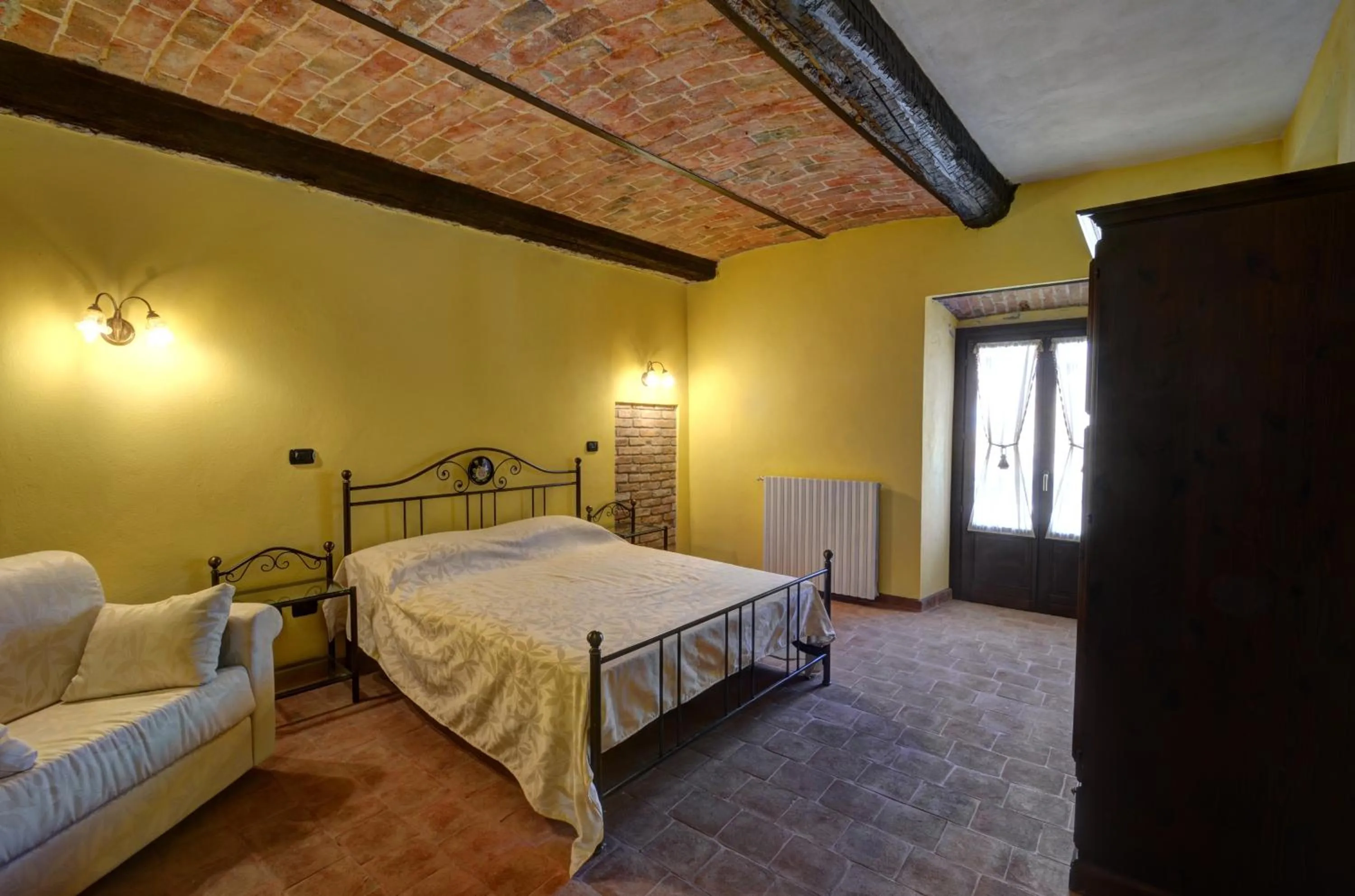 Photo of the whole room, Bed in Palazzo Centro Alloggi Vacanza