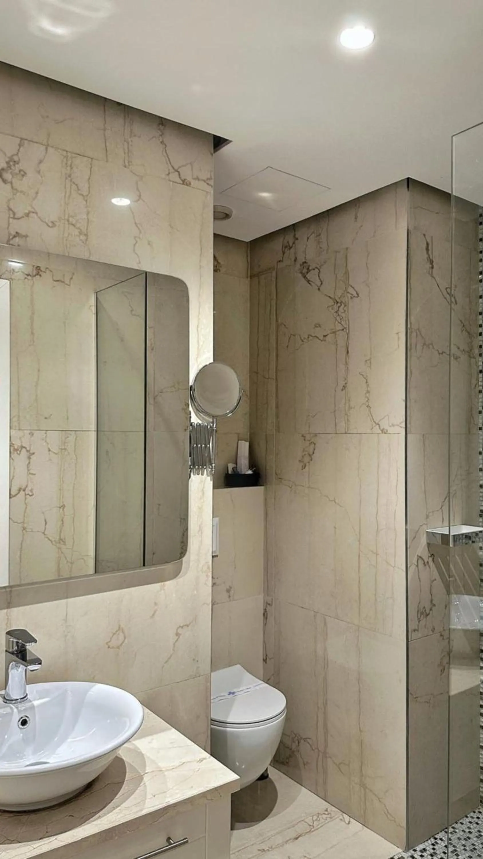 Bathroom in Hotel Queen