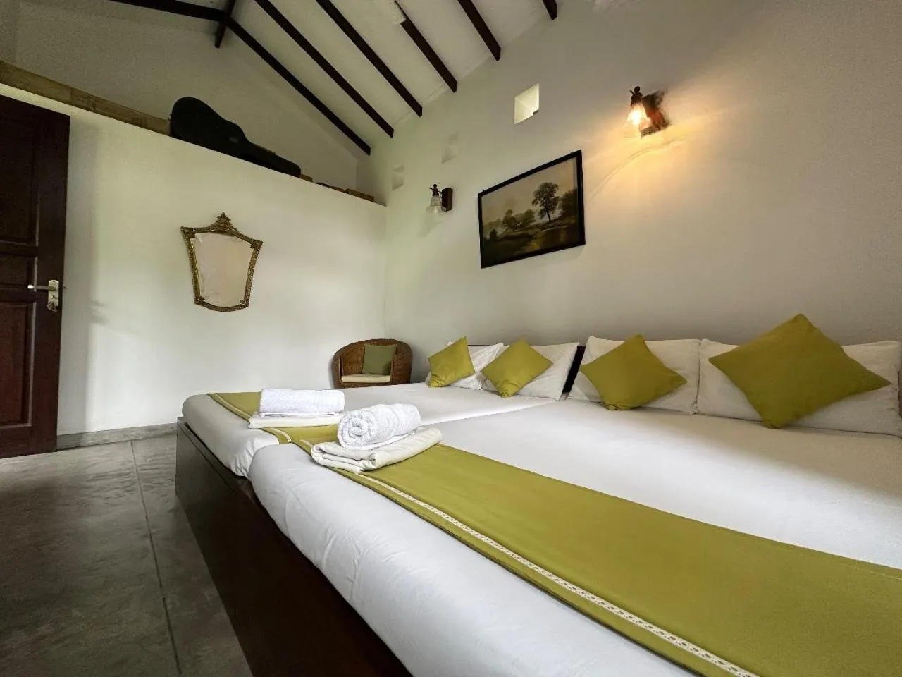 Bed in Rockydale Home Stay