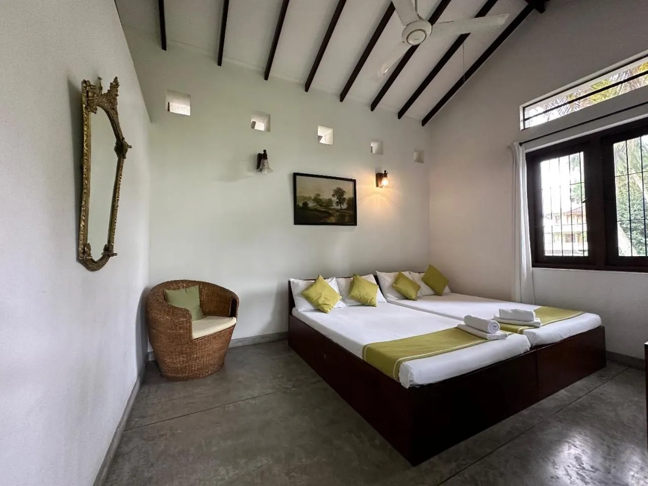 Bed in Rockydale Home Stay