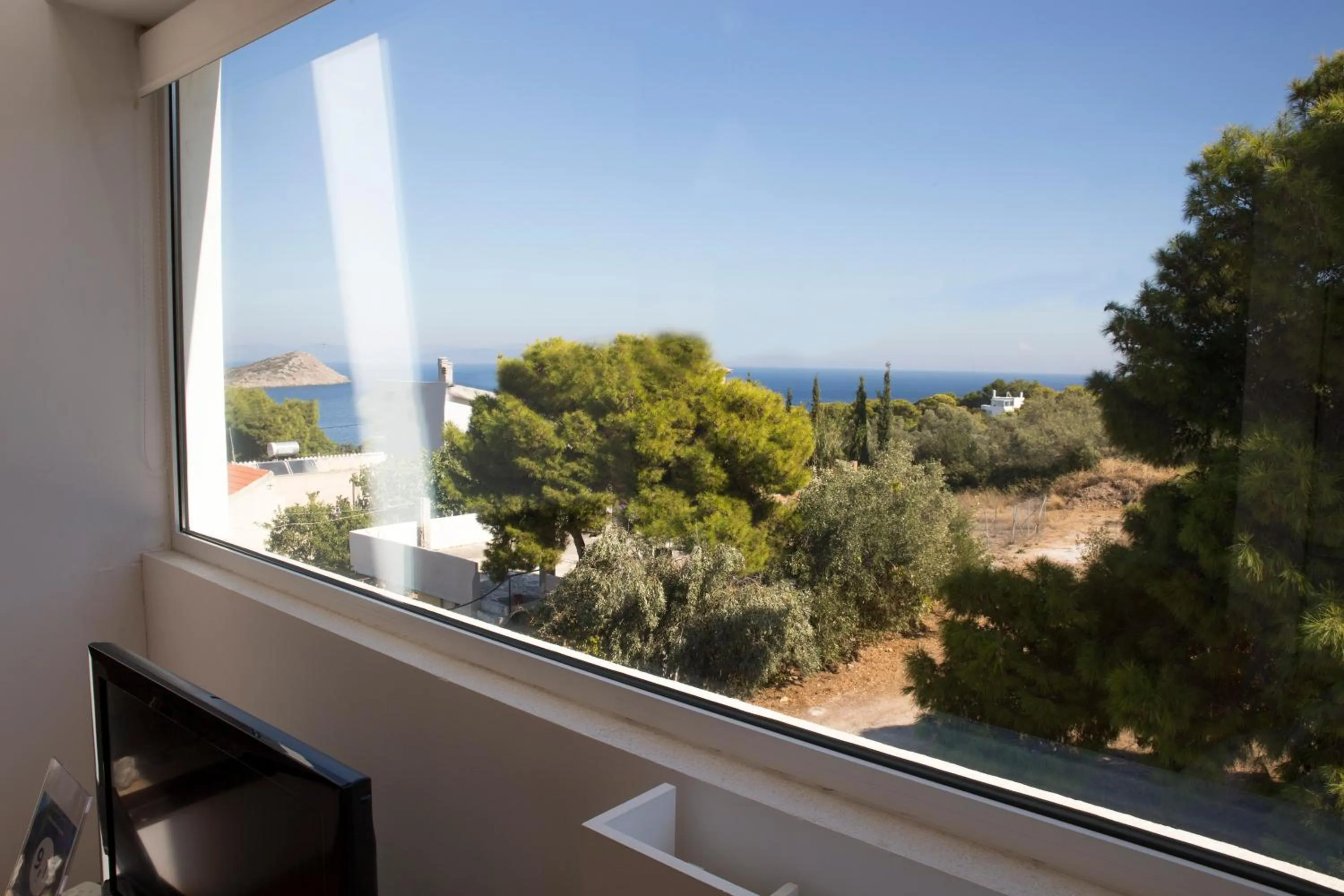 Day in Infinity White Complex by GK Properties