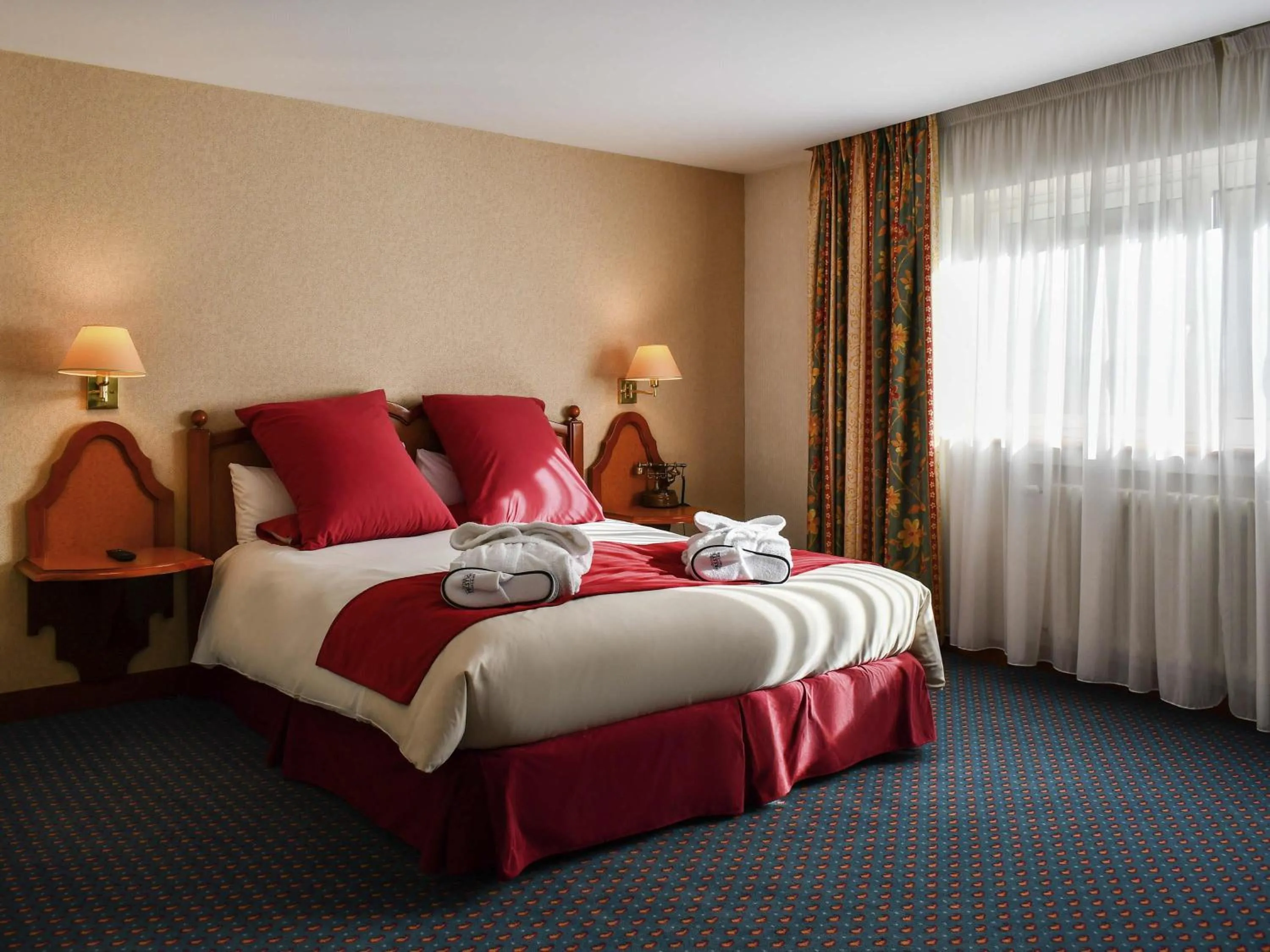 Bedroom, Bed in Mercure Andorra