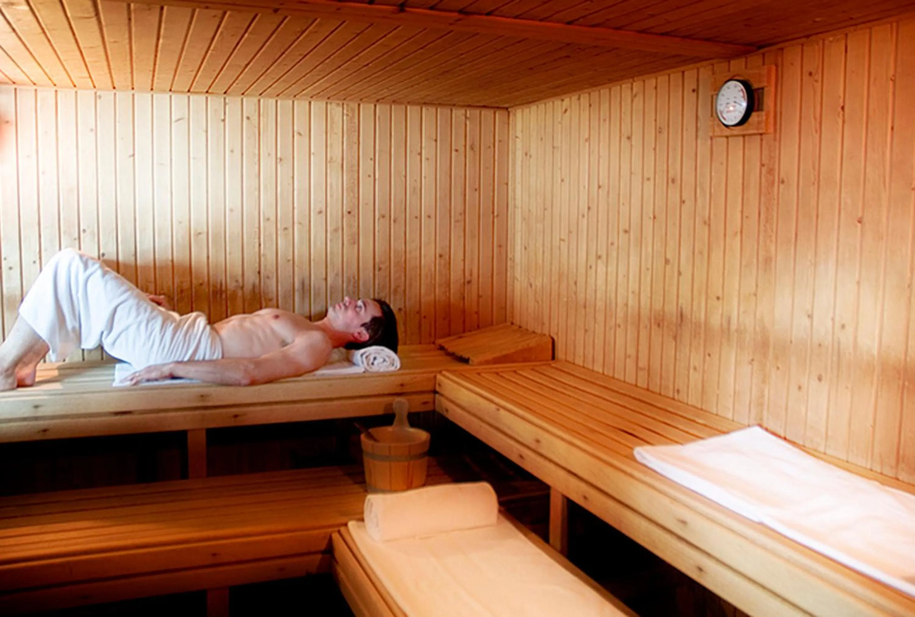 Spa and wellness centre/facilities, Bed in Mercure Andorra