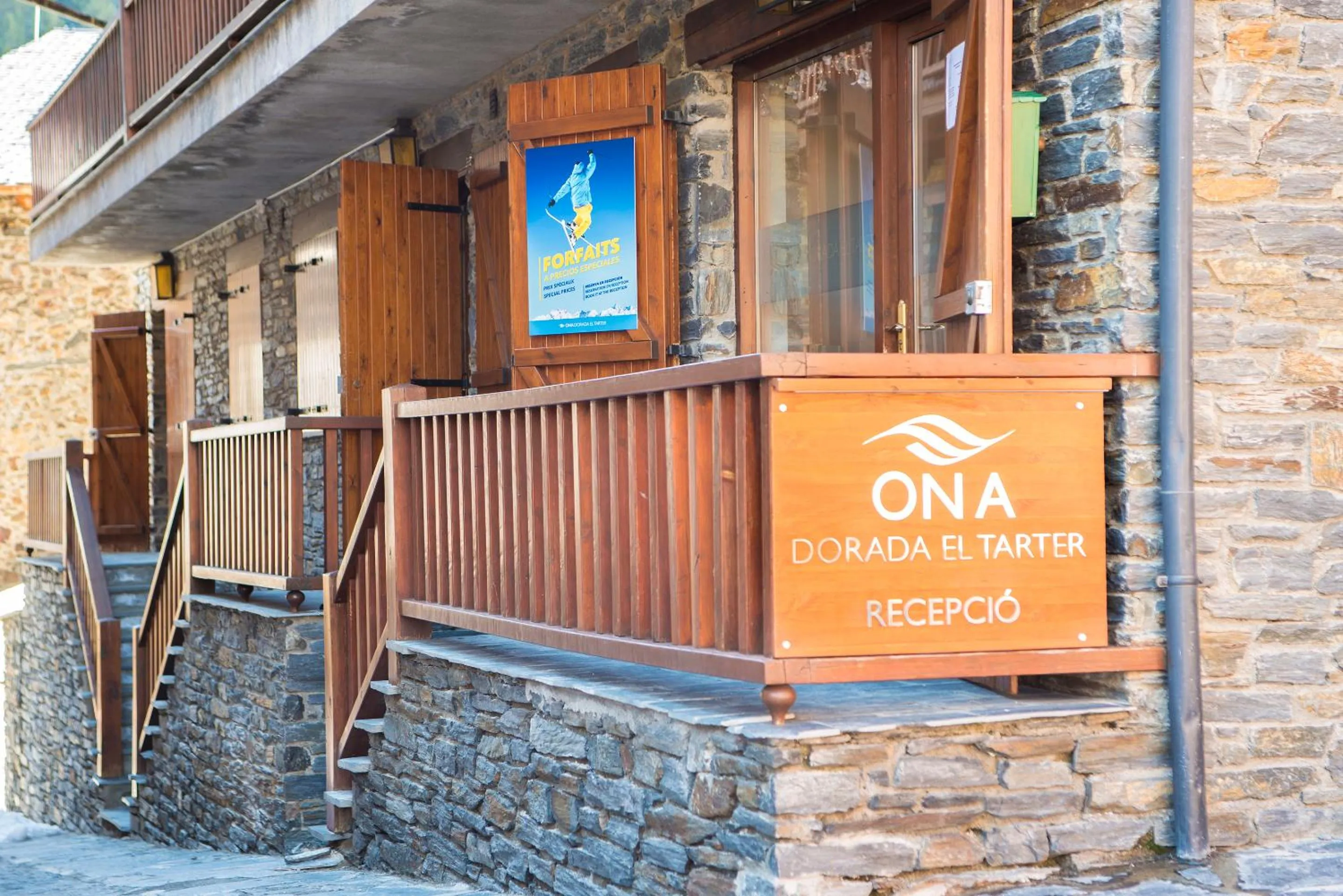 Lobby or reception in Apartamentos Ona Dorada el Tarter