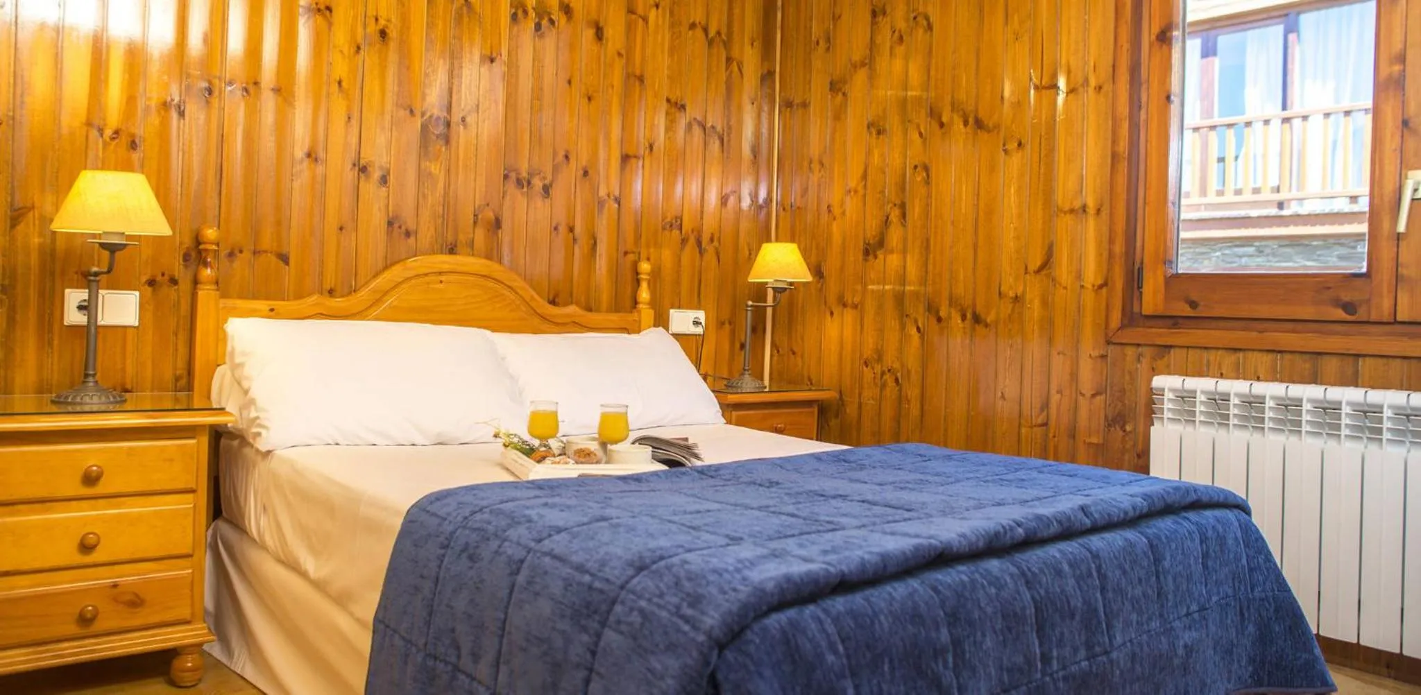 Bed in Apartamentos Ona Dorada el Tarter