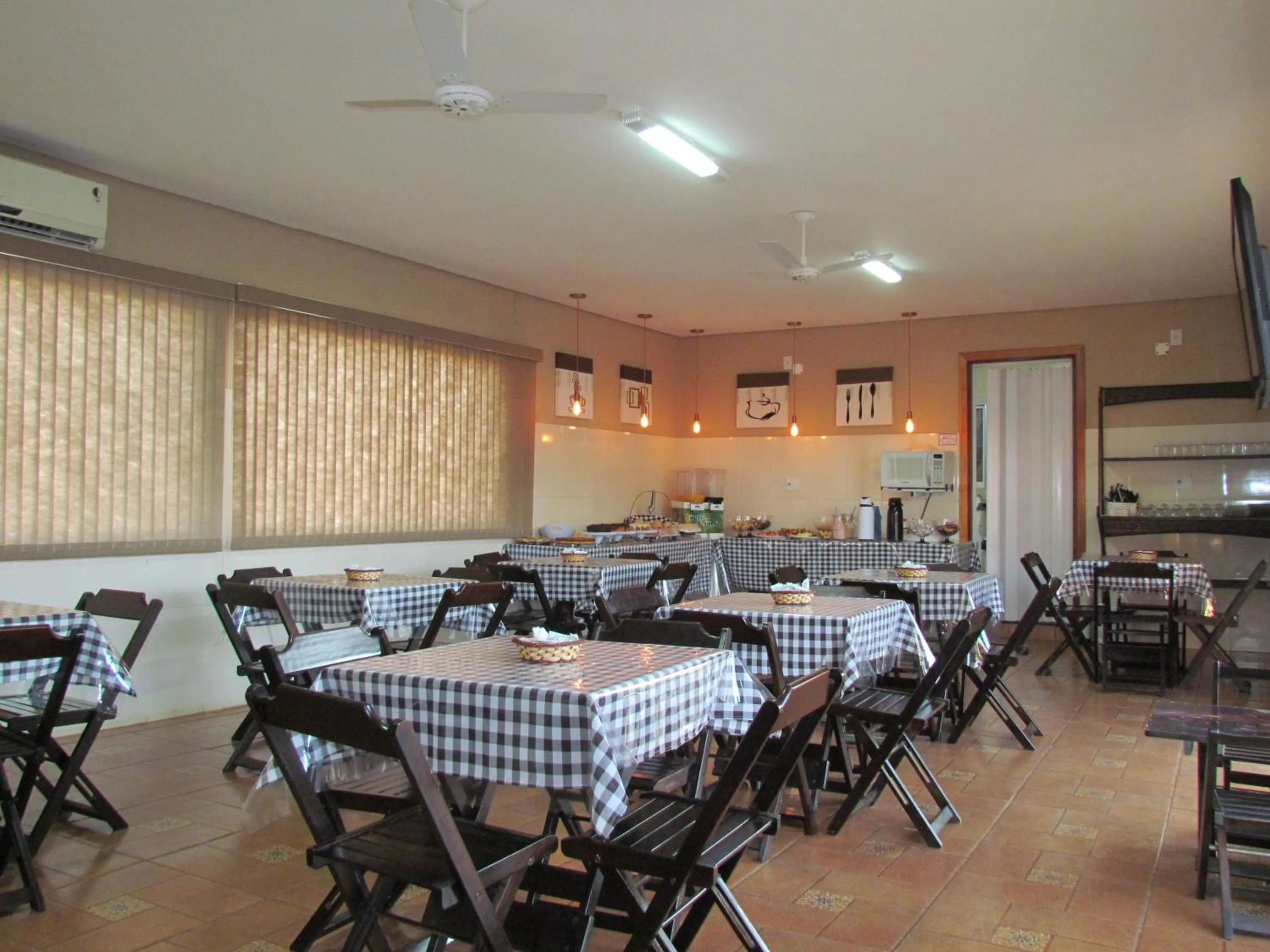Meals in Pousada Quinta Das Aroeiras