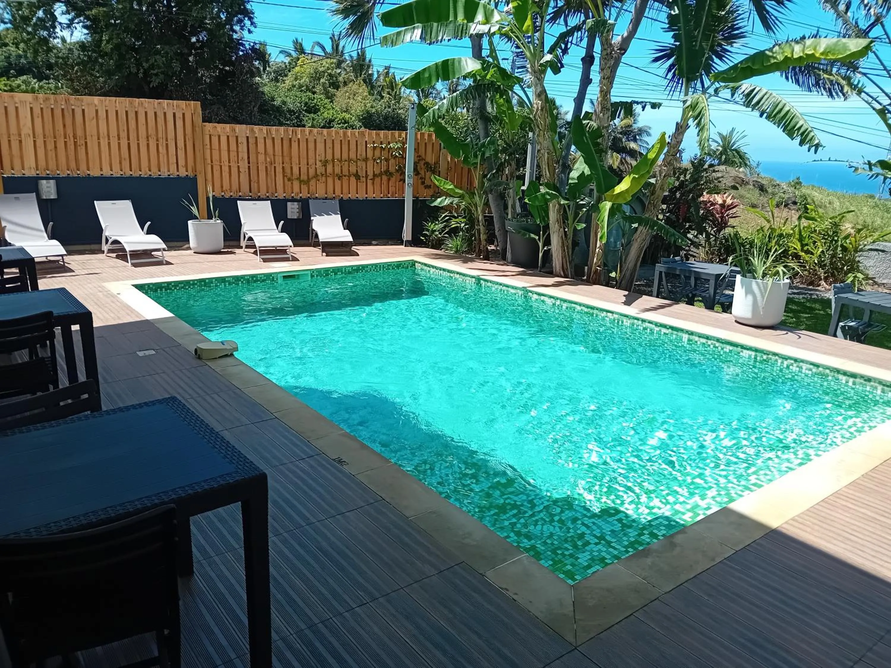 Swimming pool in Villa Belza et SPA