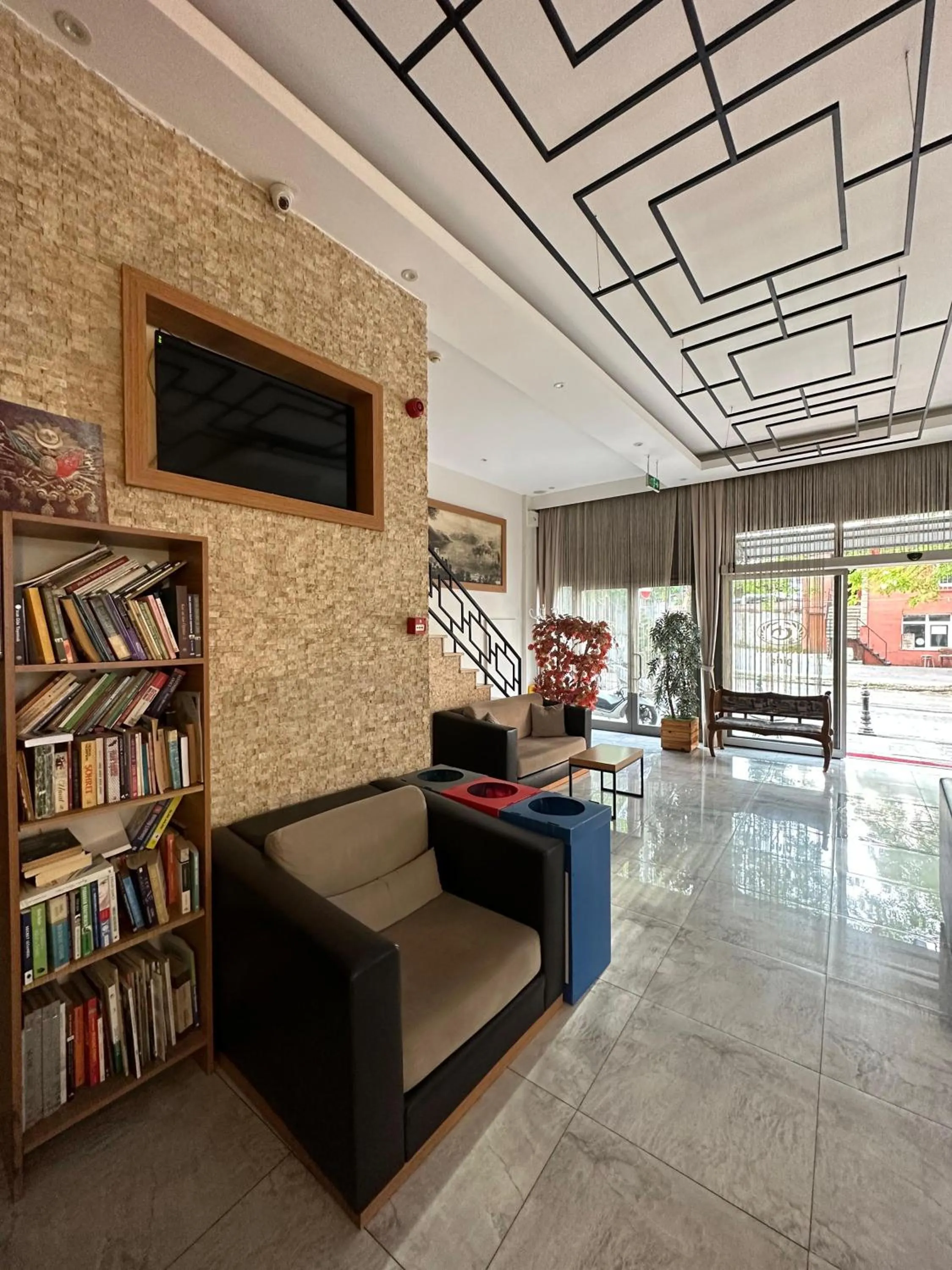 Lobby or reception in Okur Otel