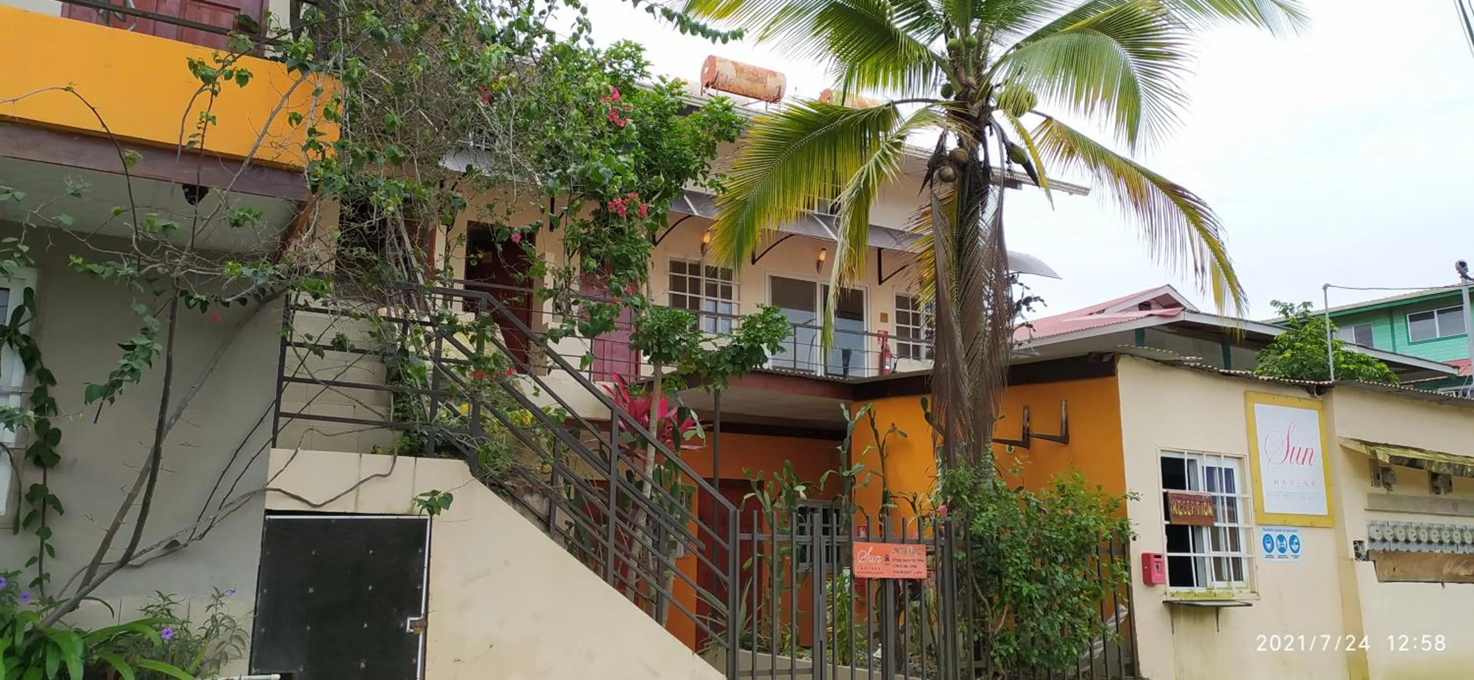 Property building in Sun Havens Apartments & Suites