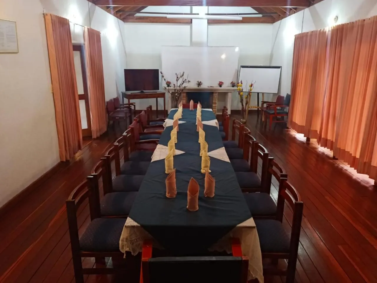 Meeting/conference room in Hotel El Cid Plaza Premium