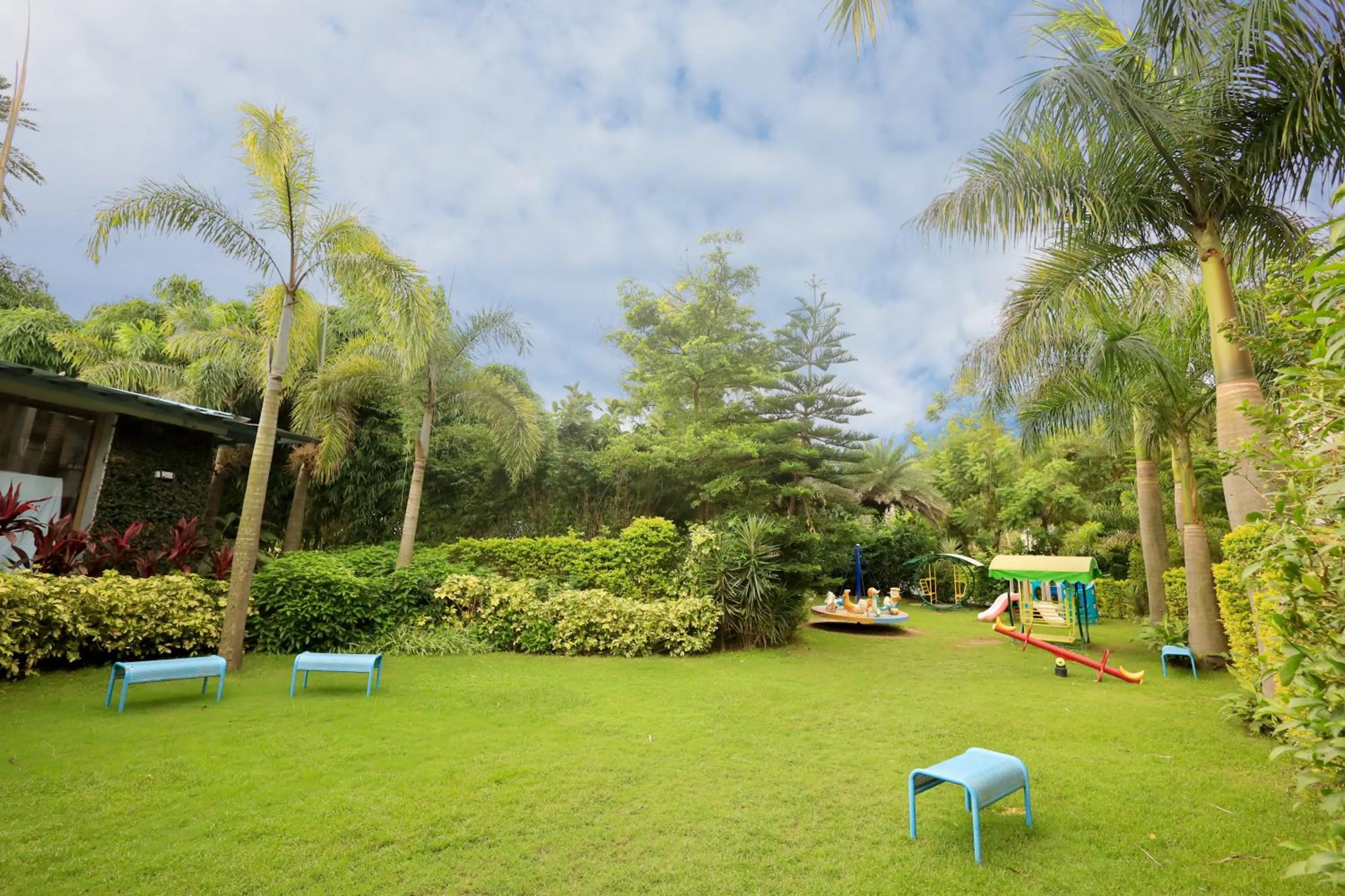 Garden in Hummingbird Resort