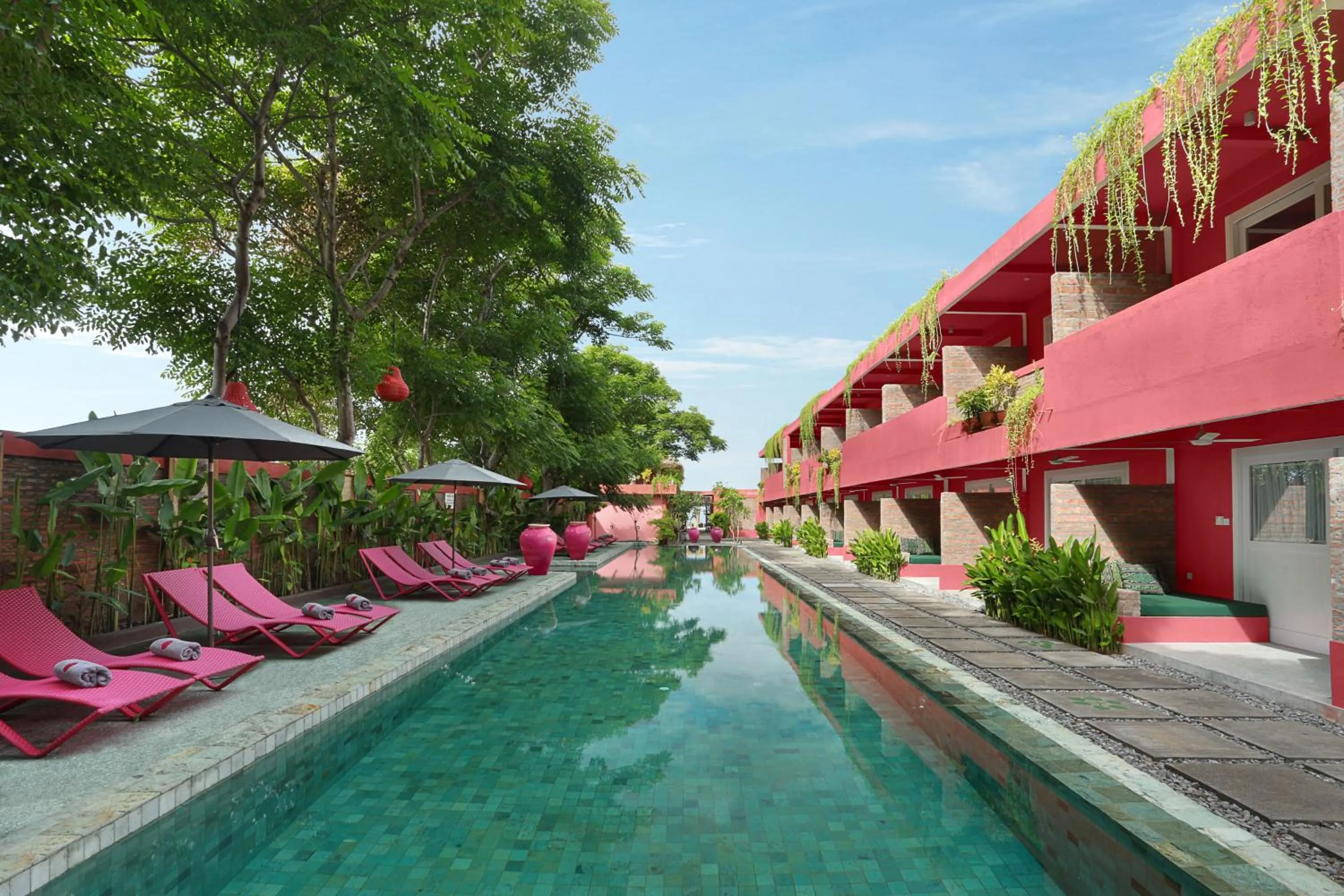 Property building in PinkCoco Gili Trawangan - Constant Surprises - for Cool Adults Only