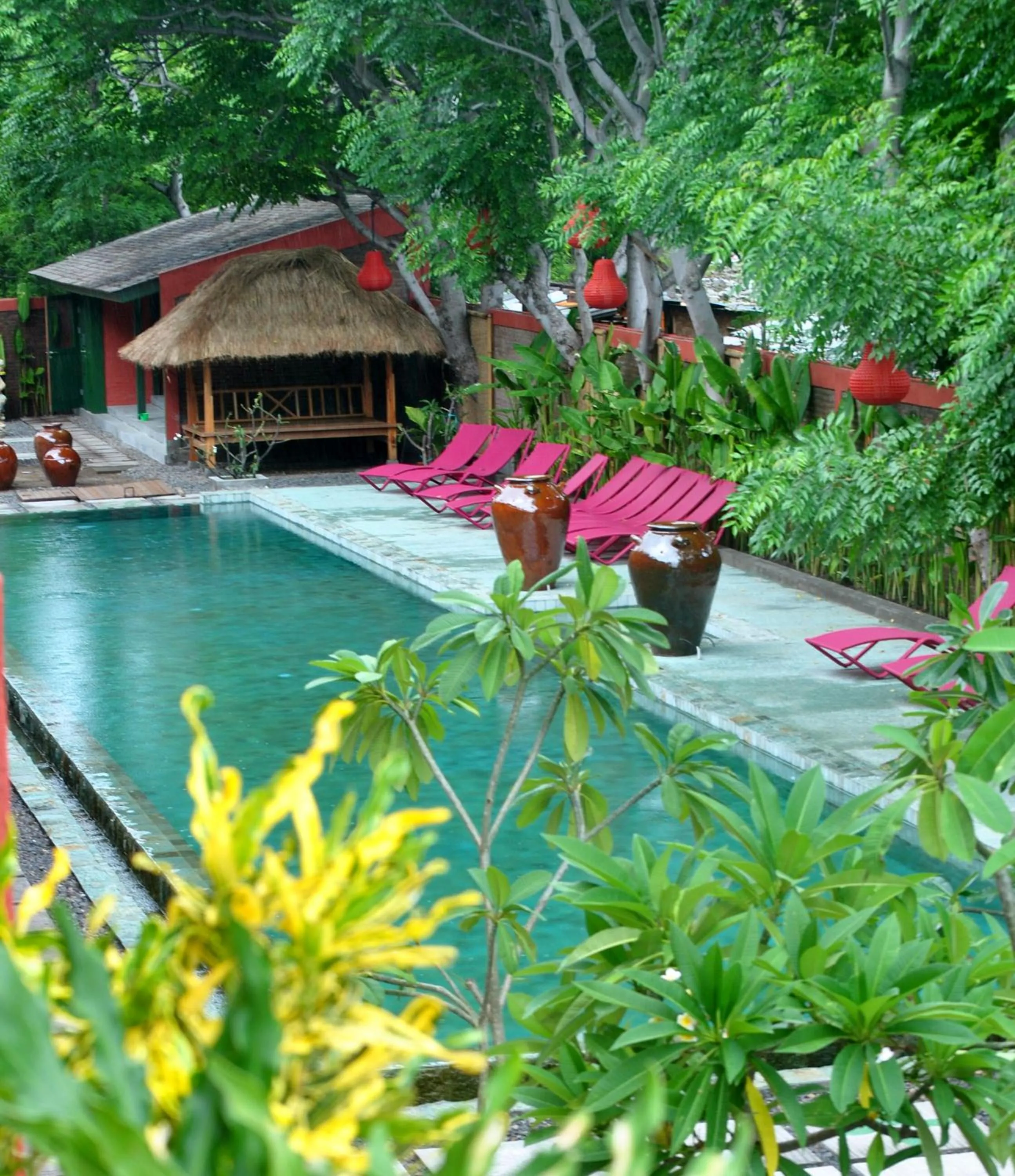 Swimming pool in PinkCoco Gili Trawangan - Constant Surprises - for Cool Adults Only